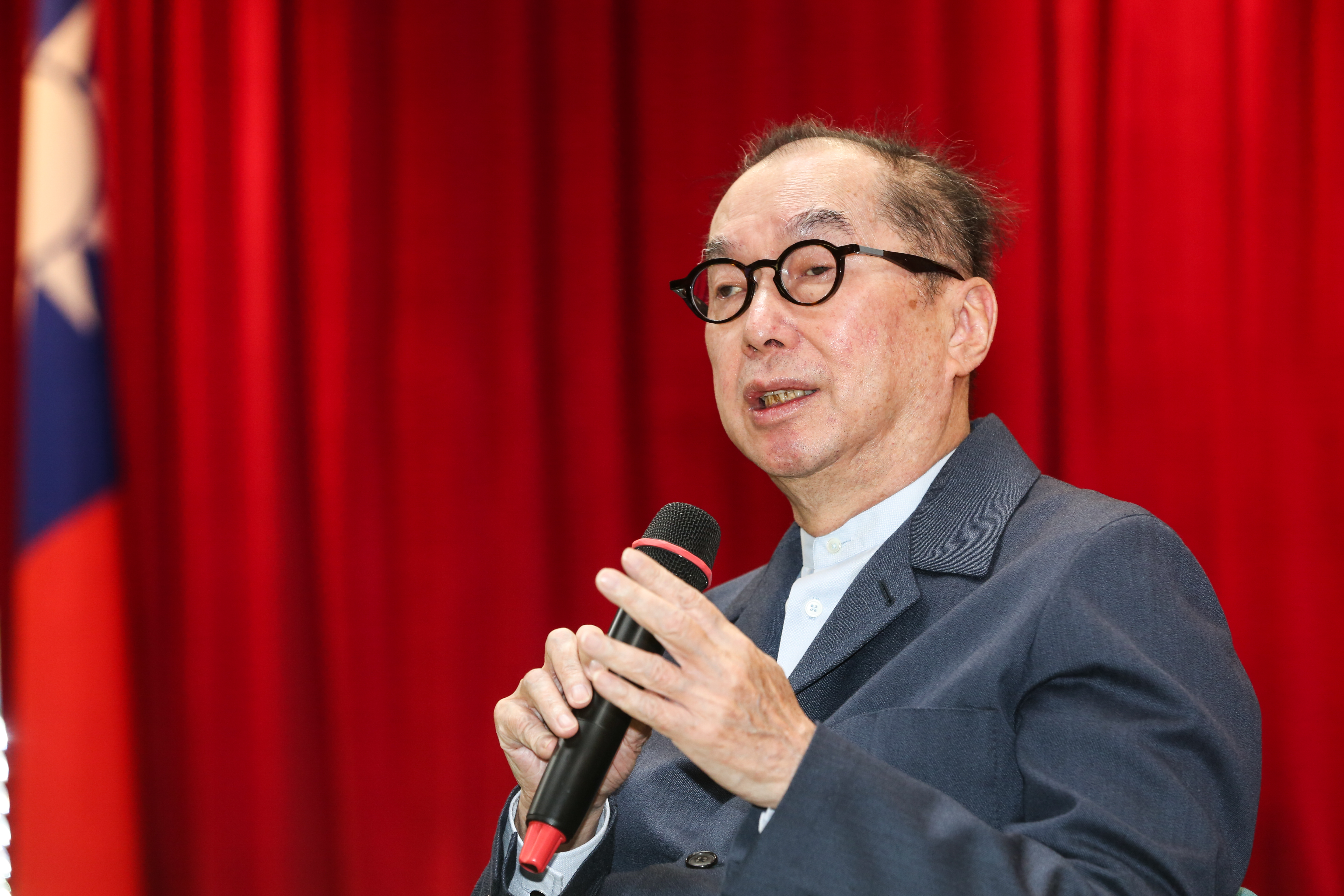 AI助攻廣達股價挑戰200元大關，林百里身價翻倍擠身新台灣首富。（本刊資料照）