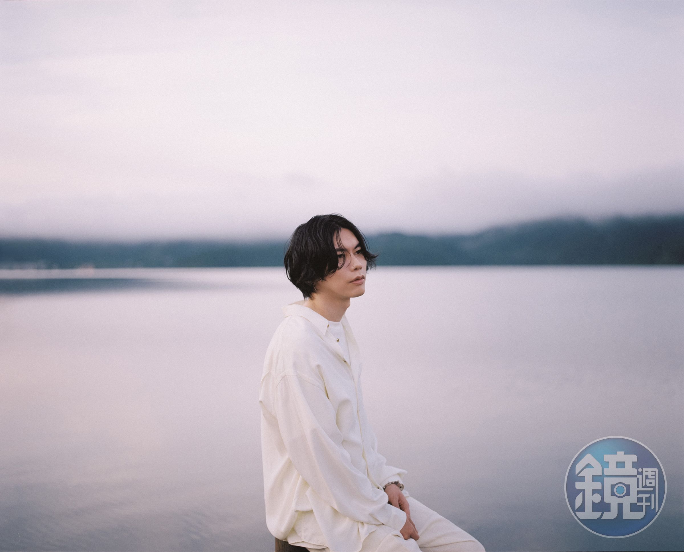 米津玄師創作之路深受宮﨑駿作品影響,這次替新片打造的主題曲,他認為也是一首回報宮﨑駿的歌曲。(翻攝自東寶Twitter)