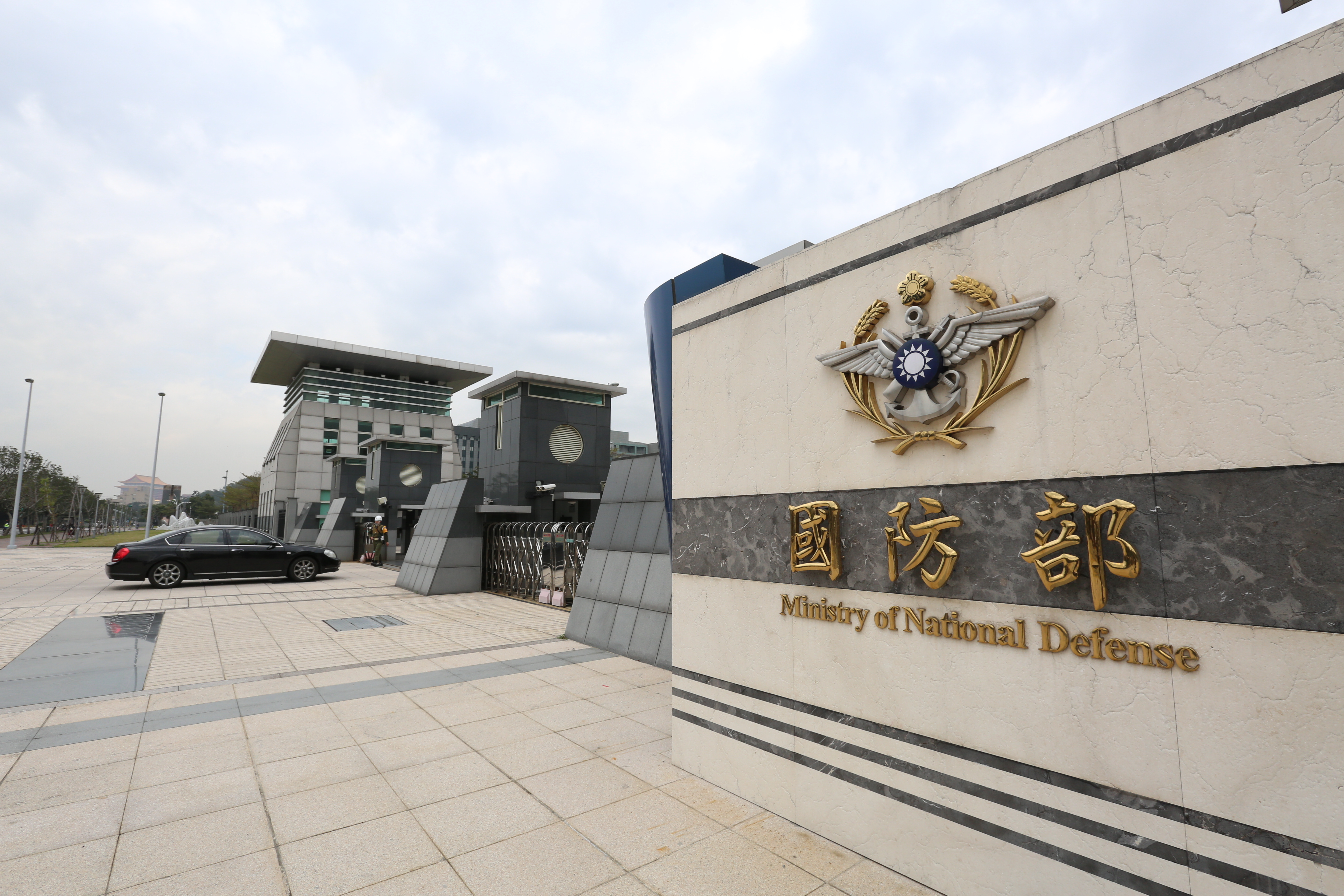 針對軍情局女軍官涉洩密，國防部昨日做出回應。（本刊資料照）