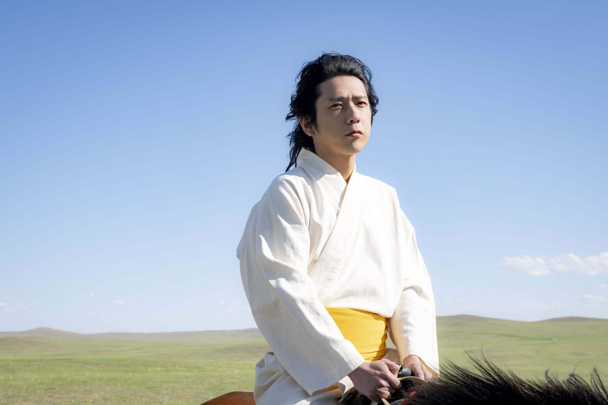 二宮和也在昨晚首播最後驚喜登場。(翻攝自《VIVANT》Twitter)