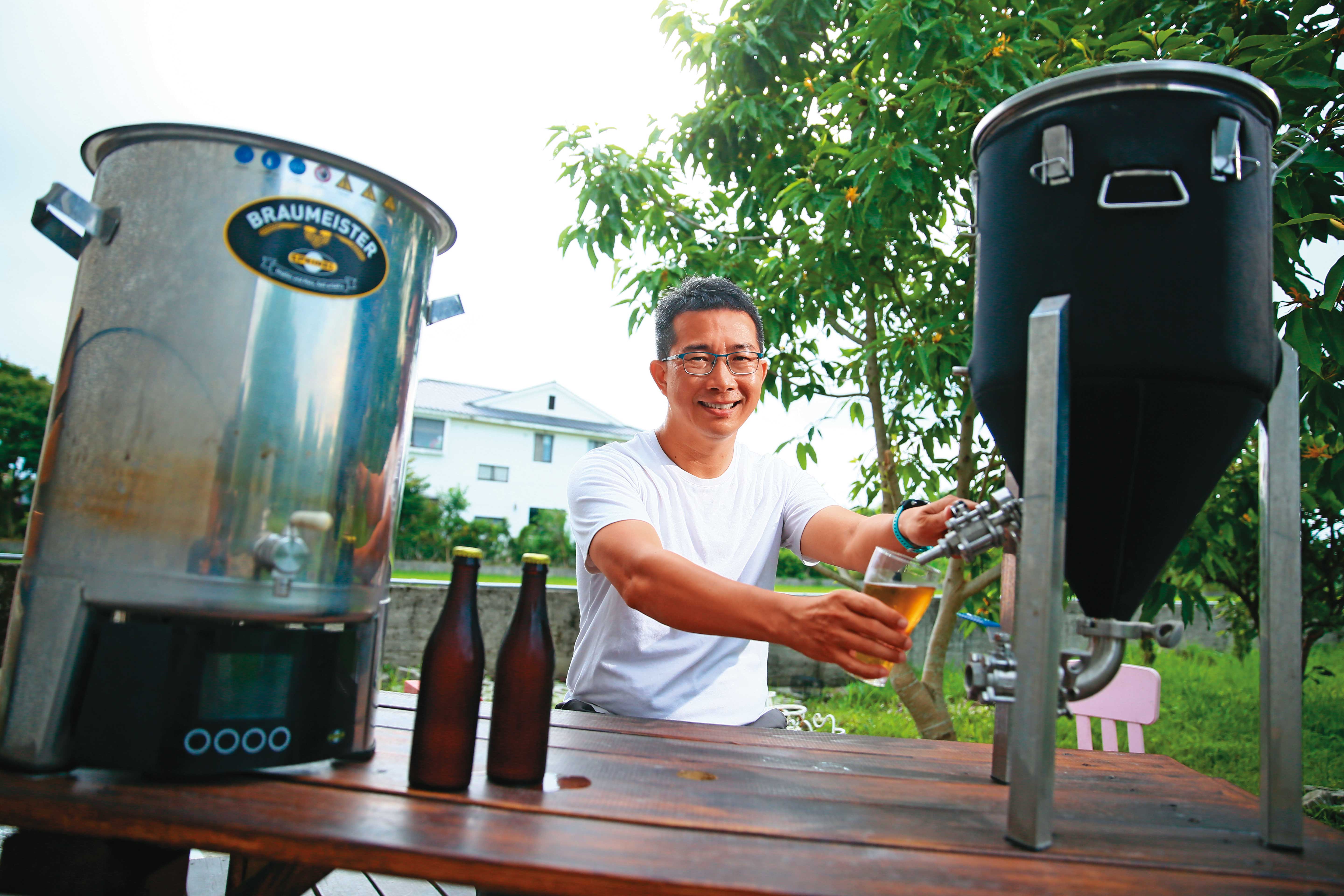 冠軍啤酒釀酒師陳雨德退休後，用「不波動」投資術讓資產穩健成長。
