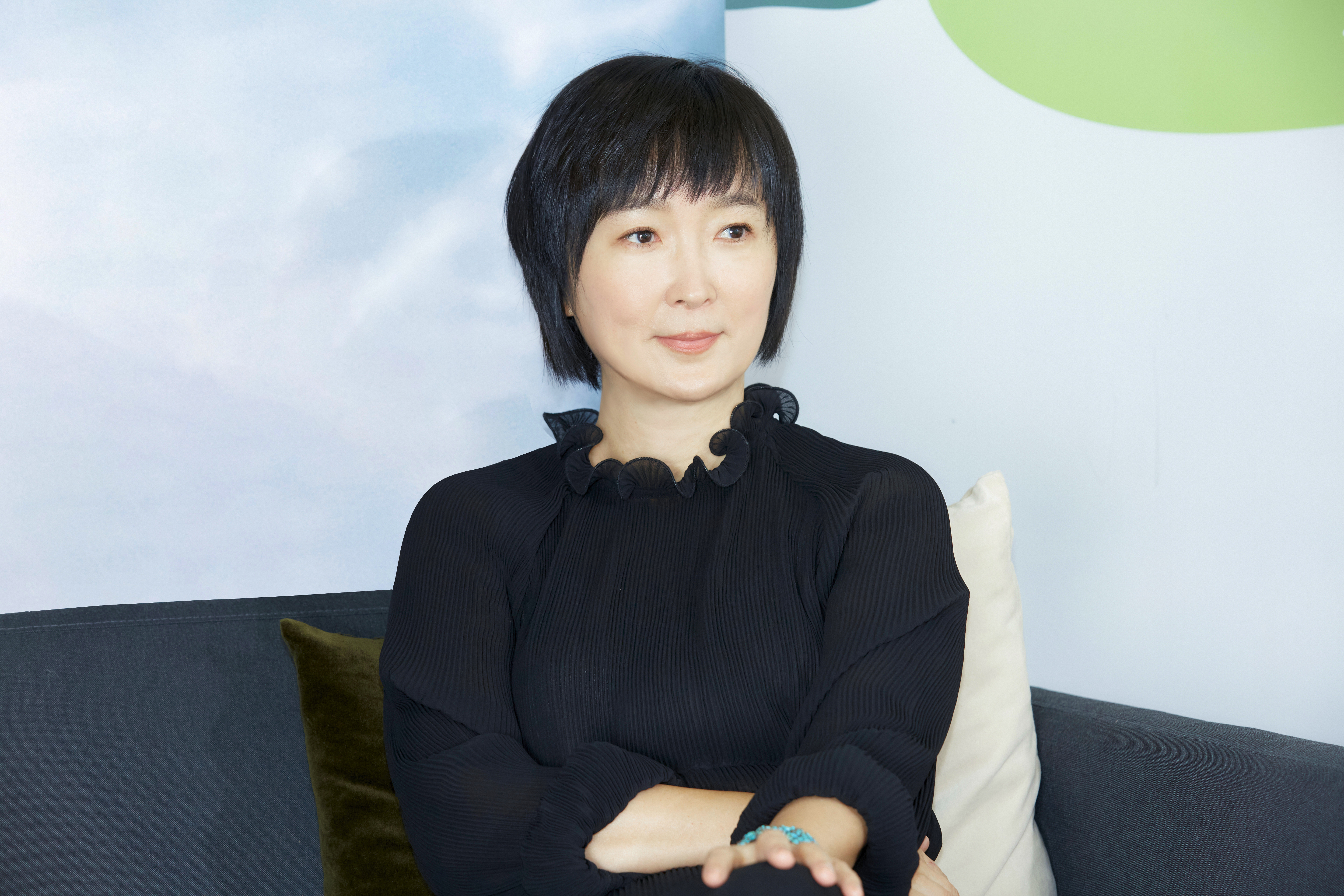 針對國民黨處理黨籍立委傅崐萁涉嫌性騷一案稱「無管轄權」，鏡文學總經理董成瑜在臉書po文表示：「國民黨為了保全傅崐萁，已經犧牲了它所剩無幾的信譽。」