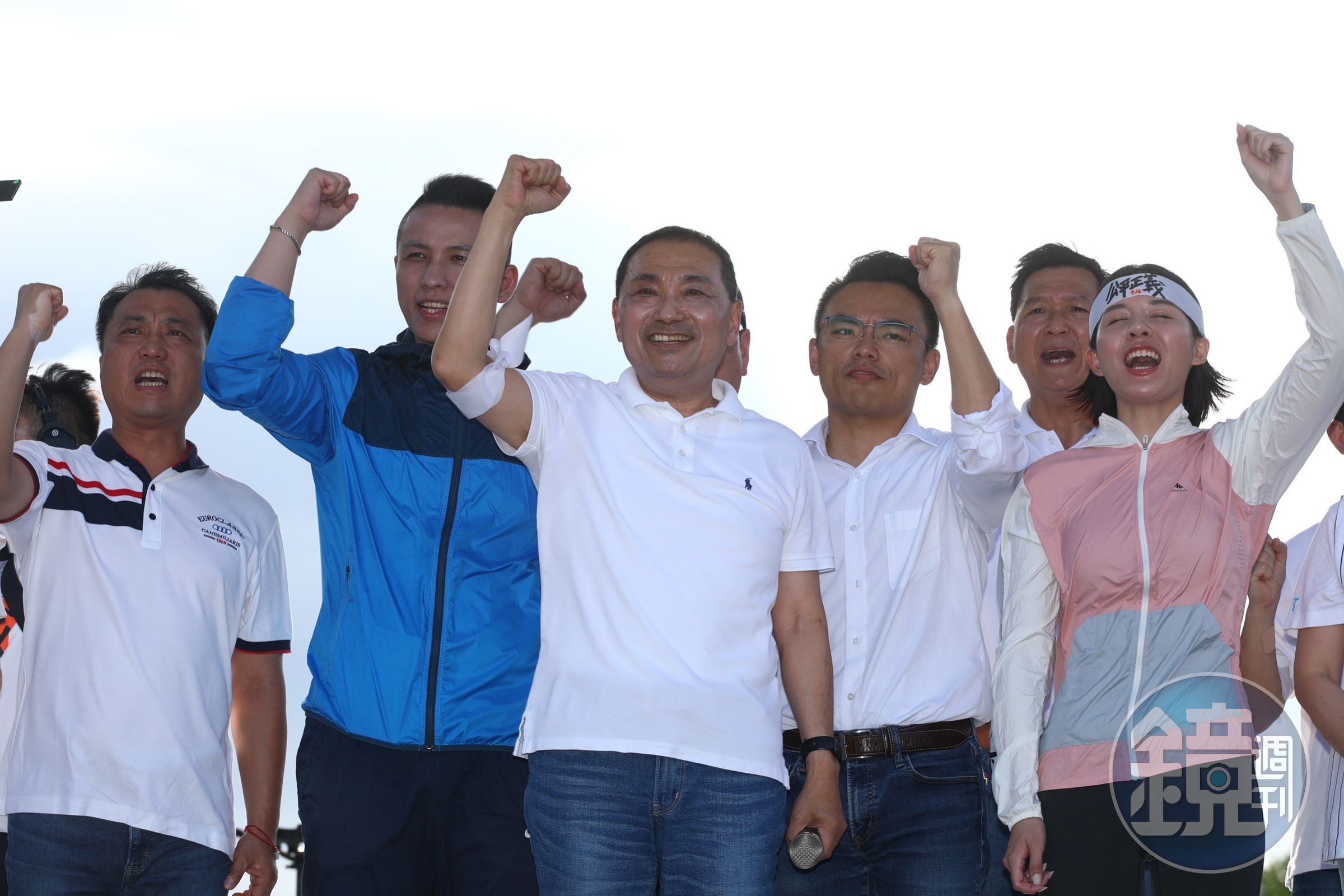 侯友宜被國民黨徵召以來爭議不斷,深藍音樂人劉家昌呼籲他退選才是救回中華民國。