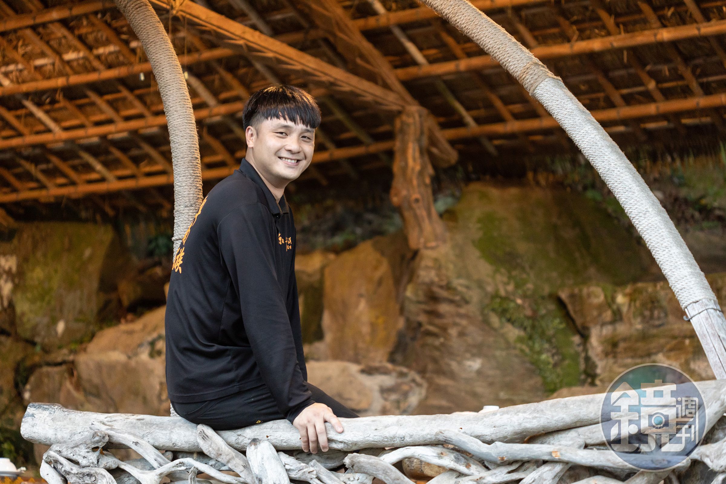 「原始部落山地美食」老闆沈世文認為，餐廳最大特色是以最接近原汁原味的方式烹調出美味料理。