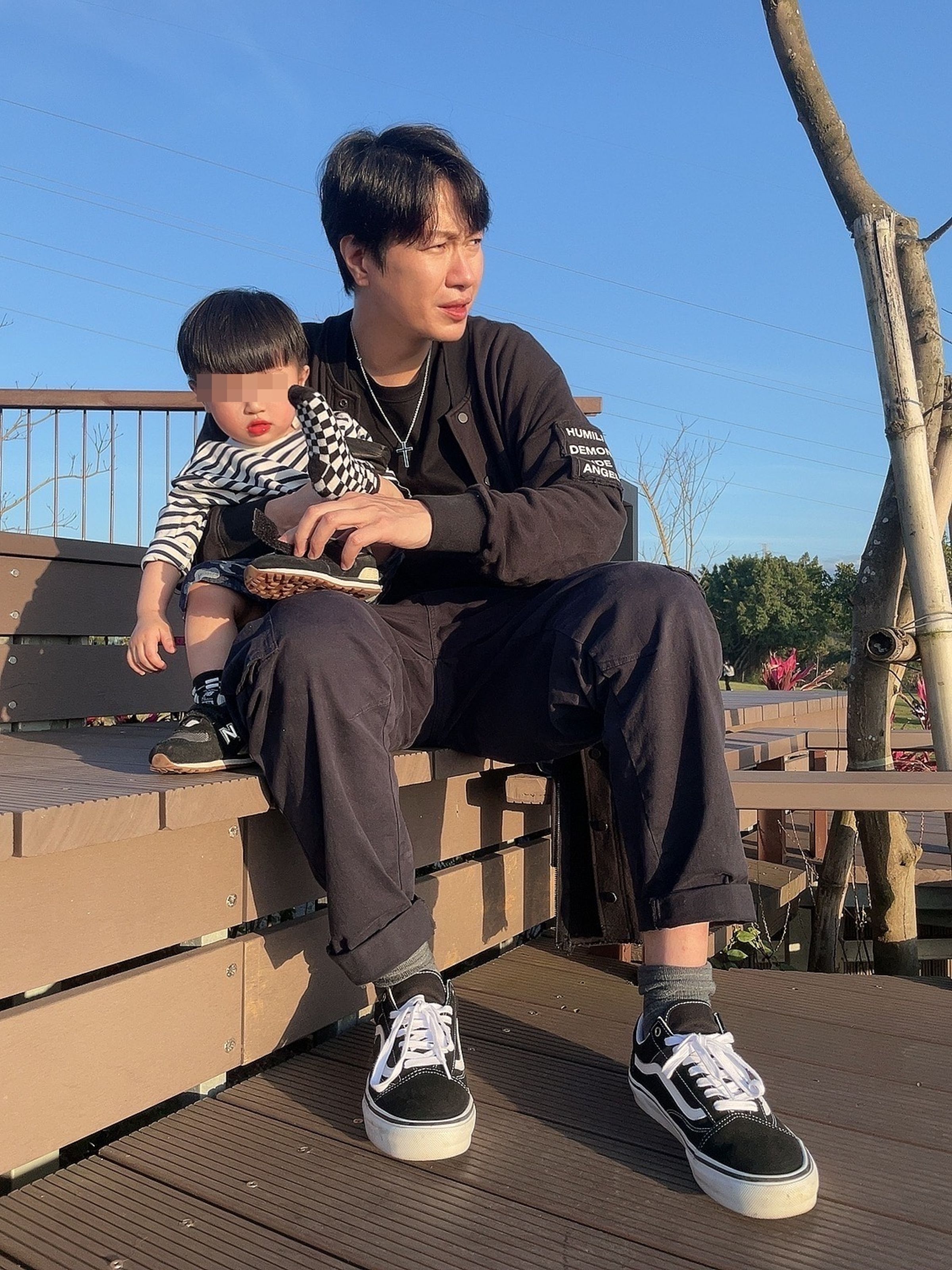黃少谷與林采薇Yumi結婚，並有一個兩歲的兒子阿摸。（黃少谷提供）