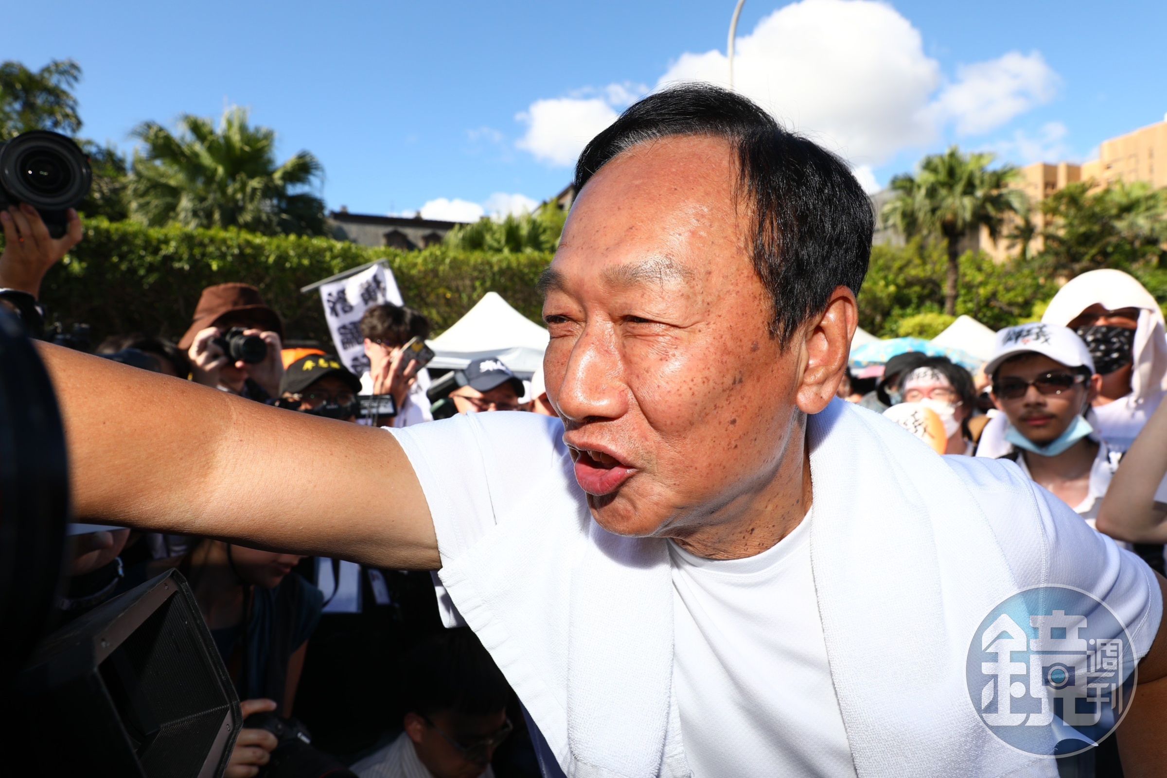 郭台銘投書《華郵》主張用「一中各表」恢復兩岸對話，陸委會批不了解中共企圖。（本刊資料照）