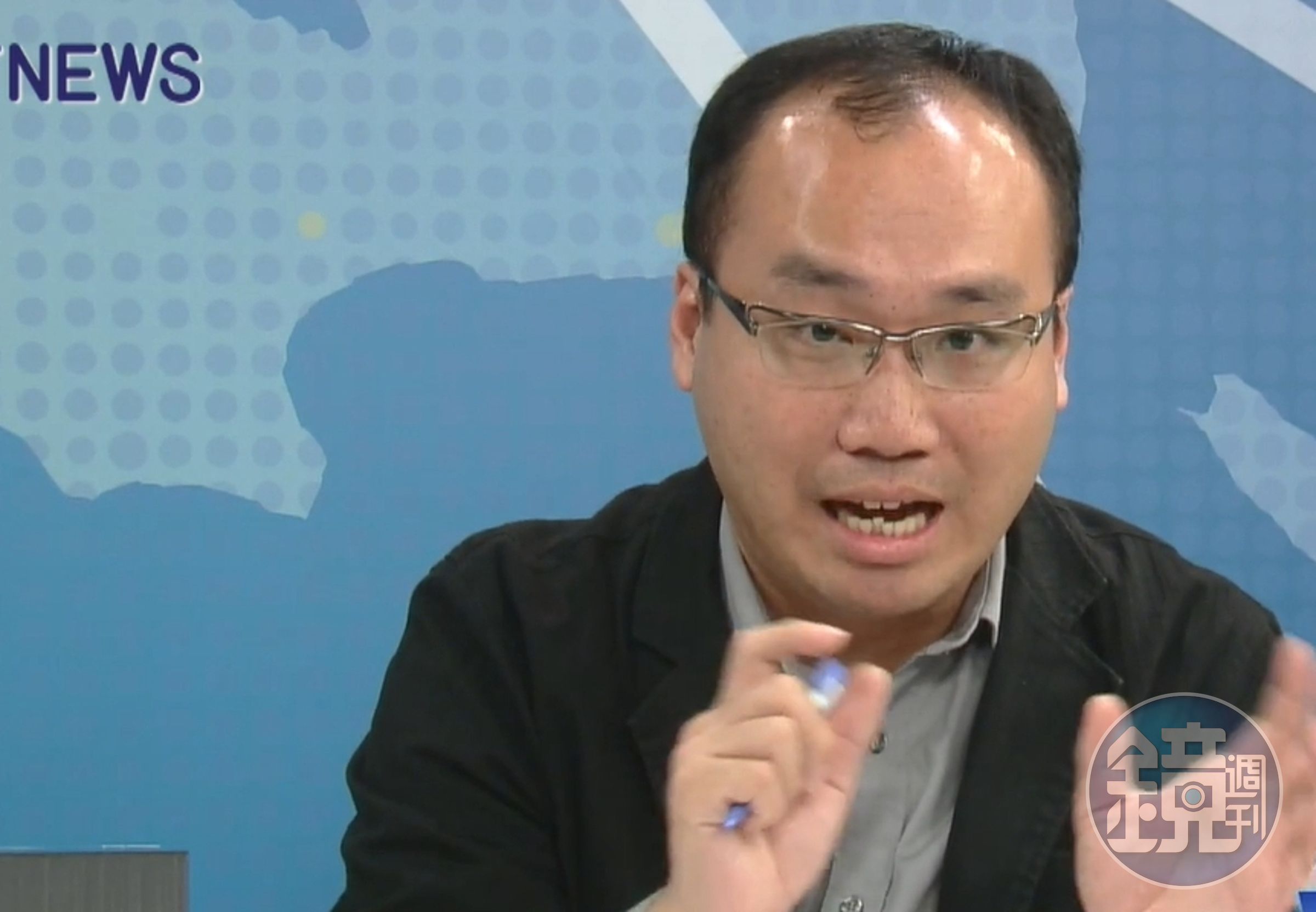 卓瑩鎗擔任台灣資料科學等4家公司負責人，更曾上電視台節目談及經營理念。（翻攝自網路）