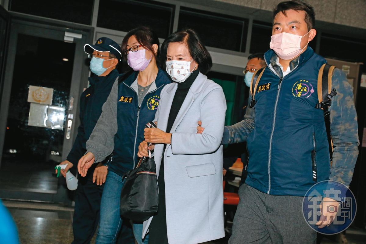林姿妙（中）去年才被宜蘭地檢署起訴，違反《貪污治罪條例》等罪，今宜蘭縣政府又爆出貪汙案。（本刊資料照）