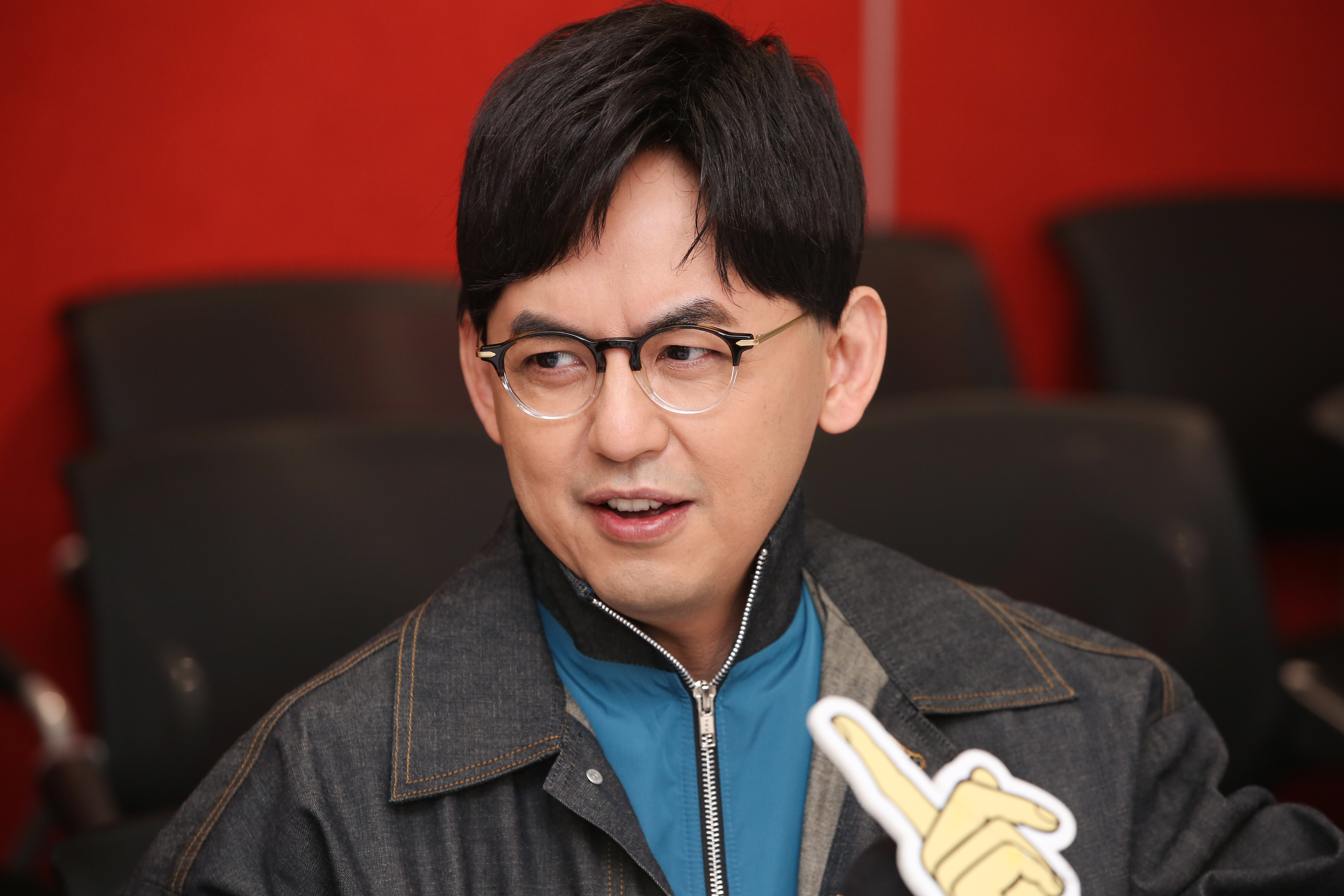 黃子佼捲性騷爭議後首度發出2萬多字長文，不少粉絲紛紛在底下留言送暖。（本刊資料照）