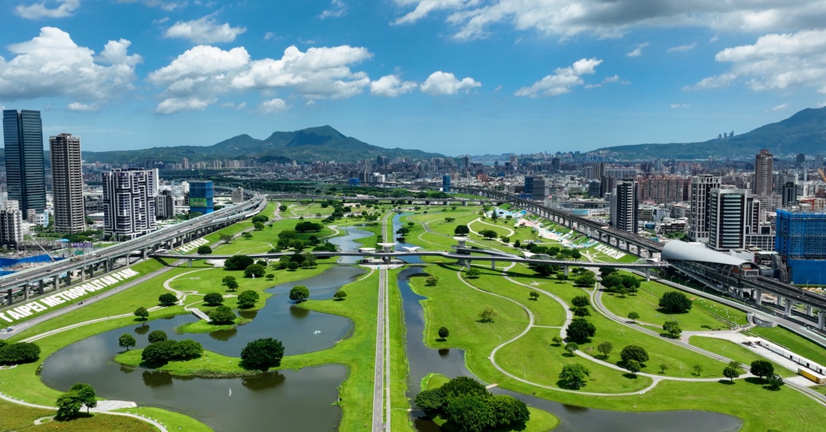 水岸景觀房、水景宅一房難求！尤其「水景公園宅」更是置產首選。