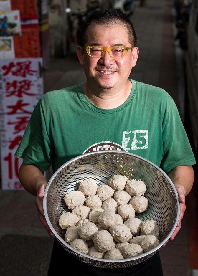 前主播楊中化熱心公益。(楊中化提供)