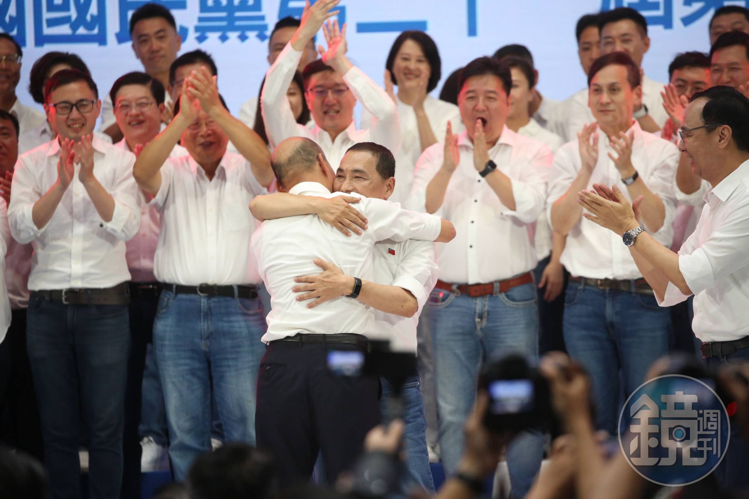 國民黨全代會今(23)日登場,外界高度關注國民黨總統參選人侯友宜與前高雄市長韓國瑜的互動。