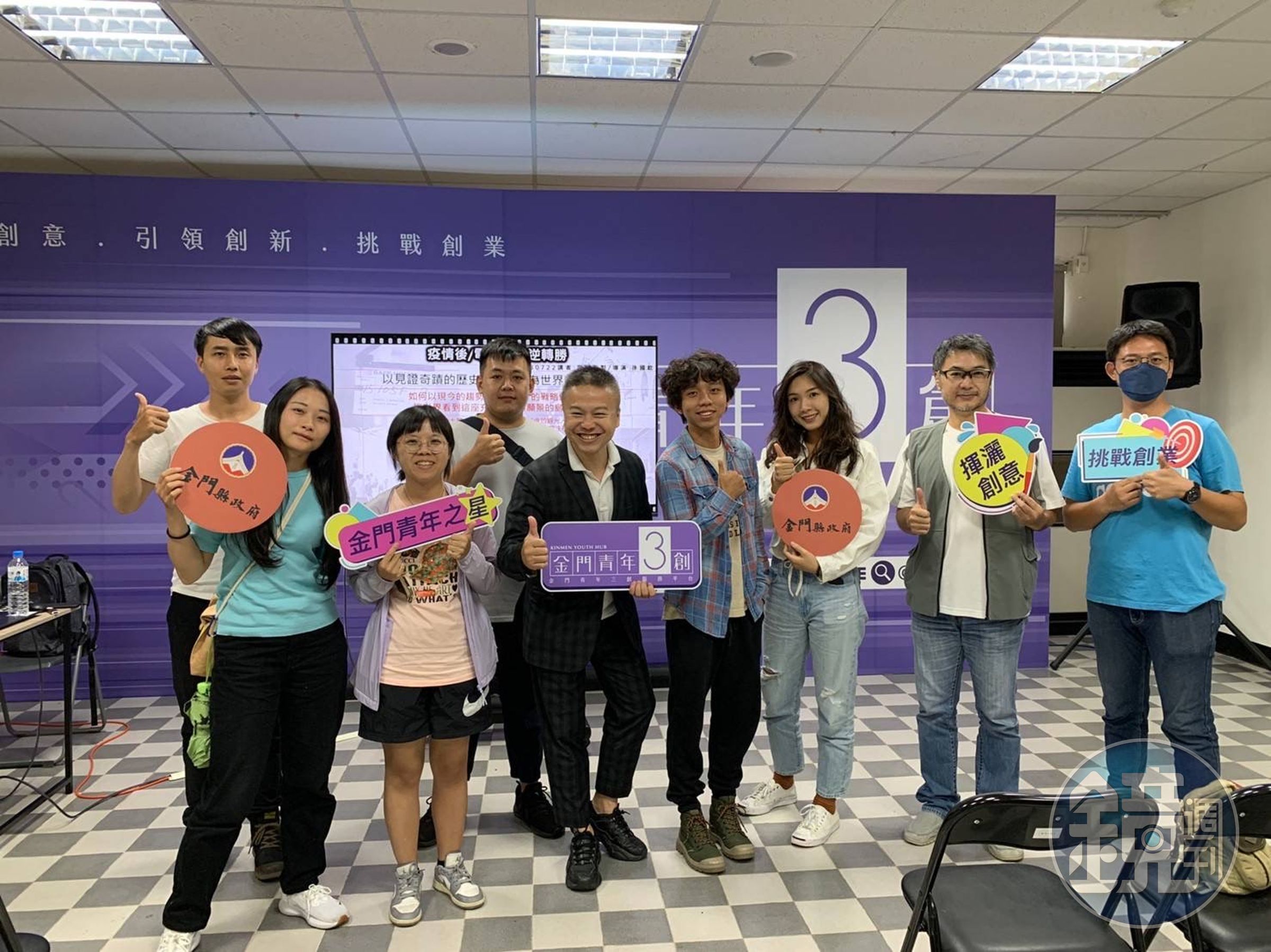 孫國欽認為，以金門特殊優越的地理位置與保存完整的古蹟老宅，非常適合做兩岸的影視基地。（金門縣政府青年三創服務平台提供）