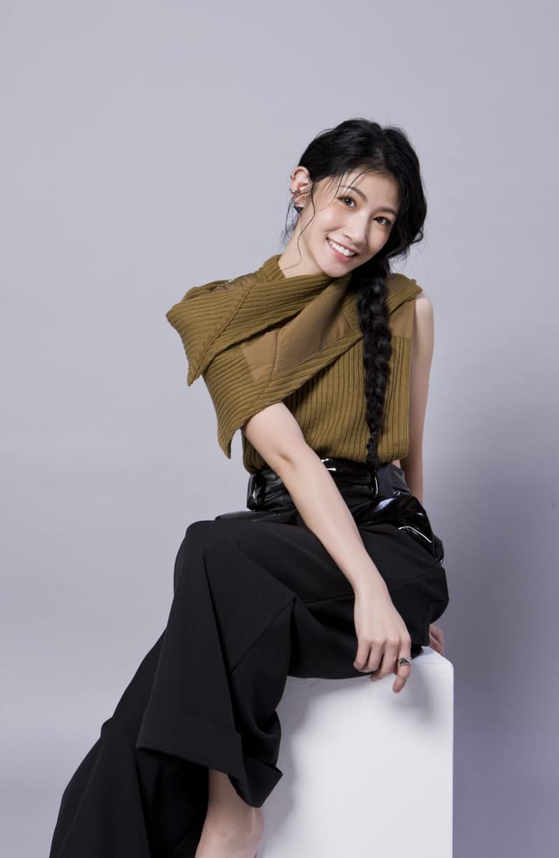 李千娜經營的餐廳前幾年因為遇上疫情，她只好自己做外送服務。（翻攝自李千娜臉書）