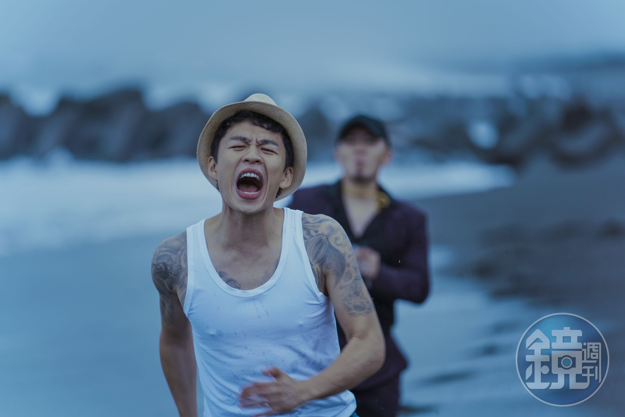 李鴻其身兼編導演的《愛是一把槍》入選本屆威尼斯影展國際影評人週單元。（好威映象提供）