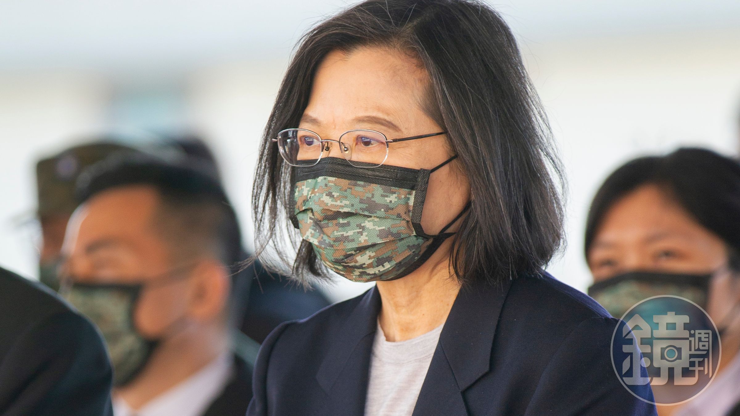國軍發生彈藥庫爆炸,炸傷9名官兵事件,蔡英文於今早9時30分至內湖三軍總醫院探視傷者及慰問家屬。(本刊資料照)