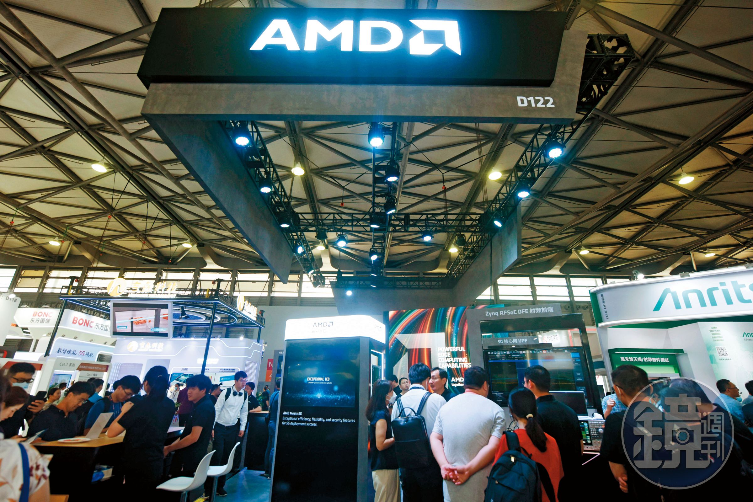 超微跟進輝達(nVidia)推AI晶片MI300,與輝達爭奪1,500億美元的AI市場。(東方IC)