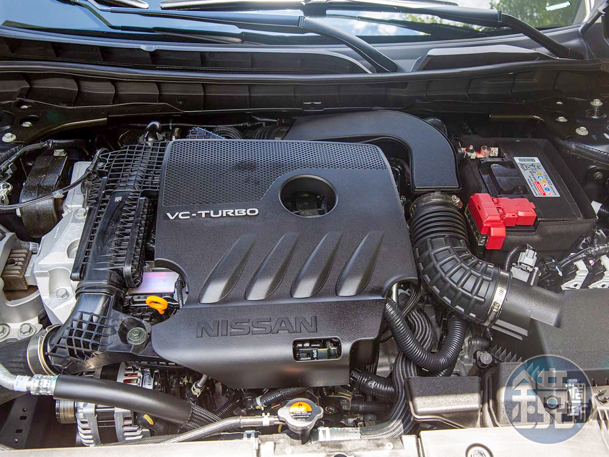 2.0升VC-Turbo可變式壓縮比渦輪引擎，可輸出239hp、36.9kgm的最大動力。