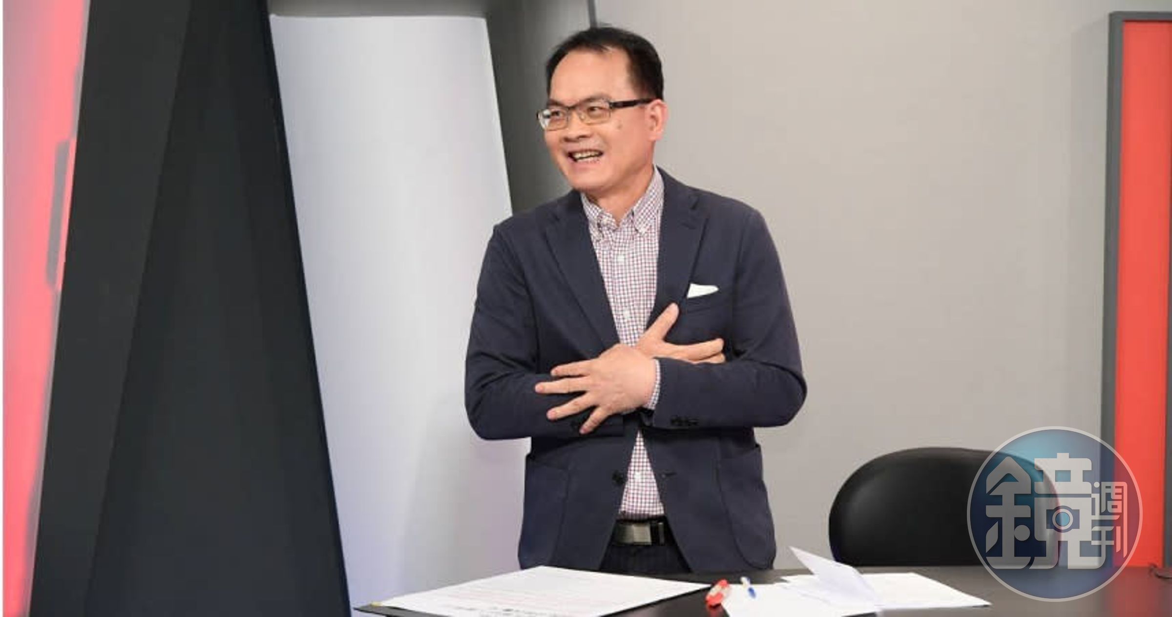 鄭弘儀回歸《鄭知道了》將前往海外開講。(三立提供)