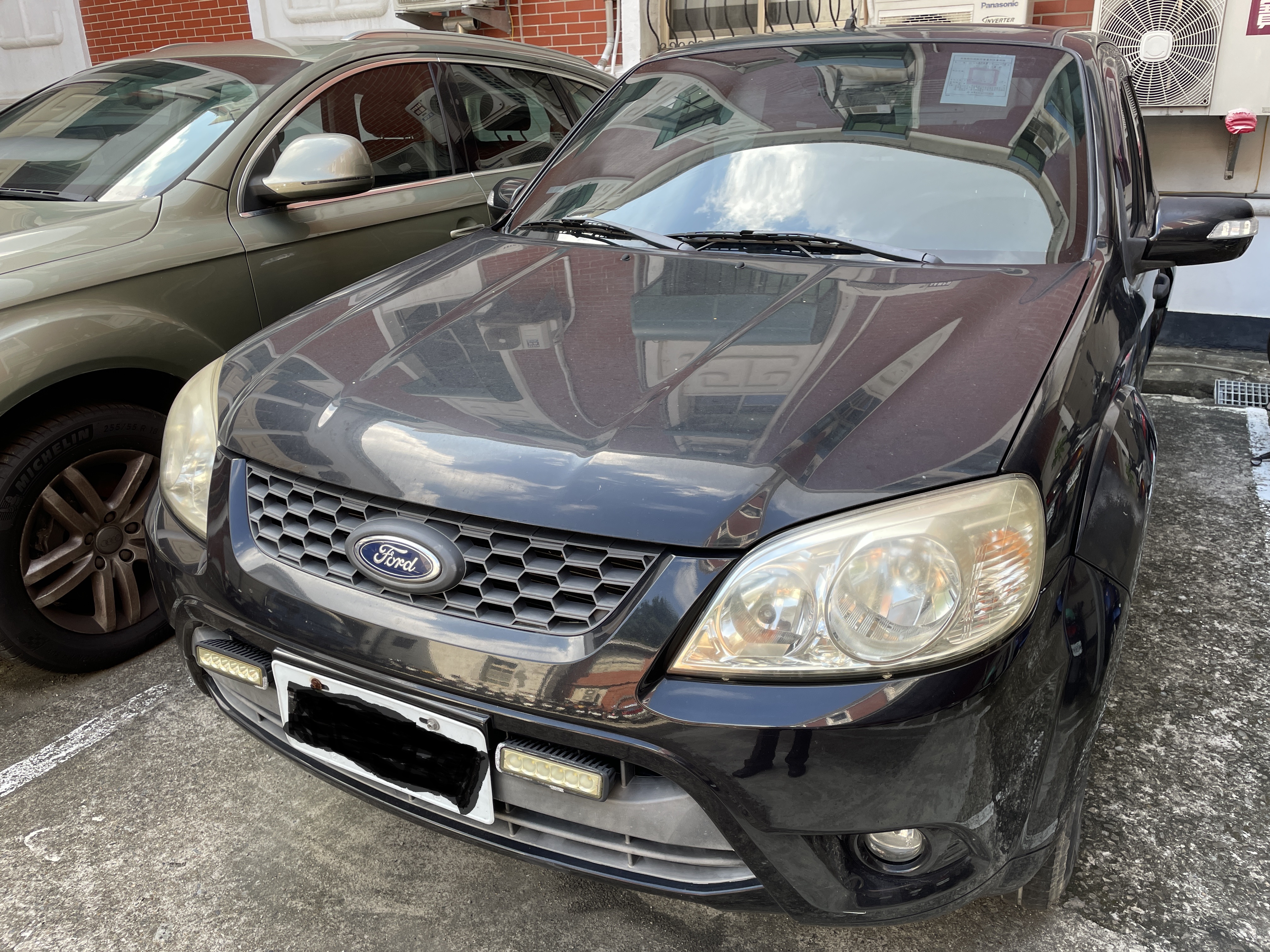 行政執行署台南法拍會將拍賣福特休旅車，1元起標，不設底價。（行政執行署台南分署提供）