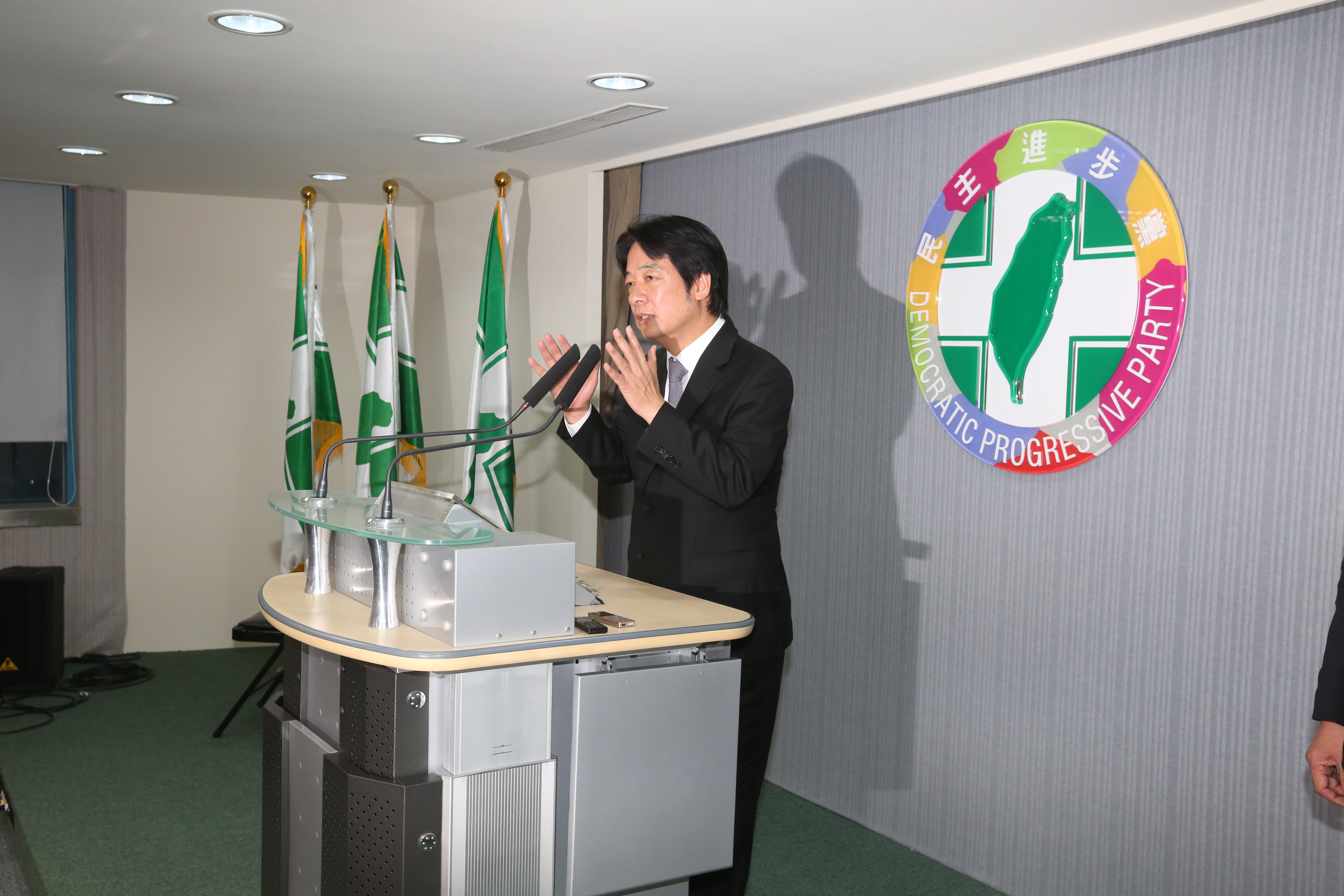 民進黨主席賴清德呼籲黨內立委，有機會應在自己選區，利用各種場合說明在地有哪些公共建設受前瞻計畫補助。（本刊資料照）