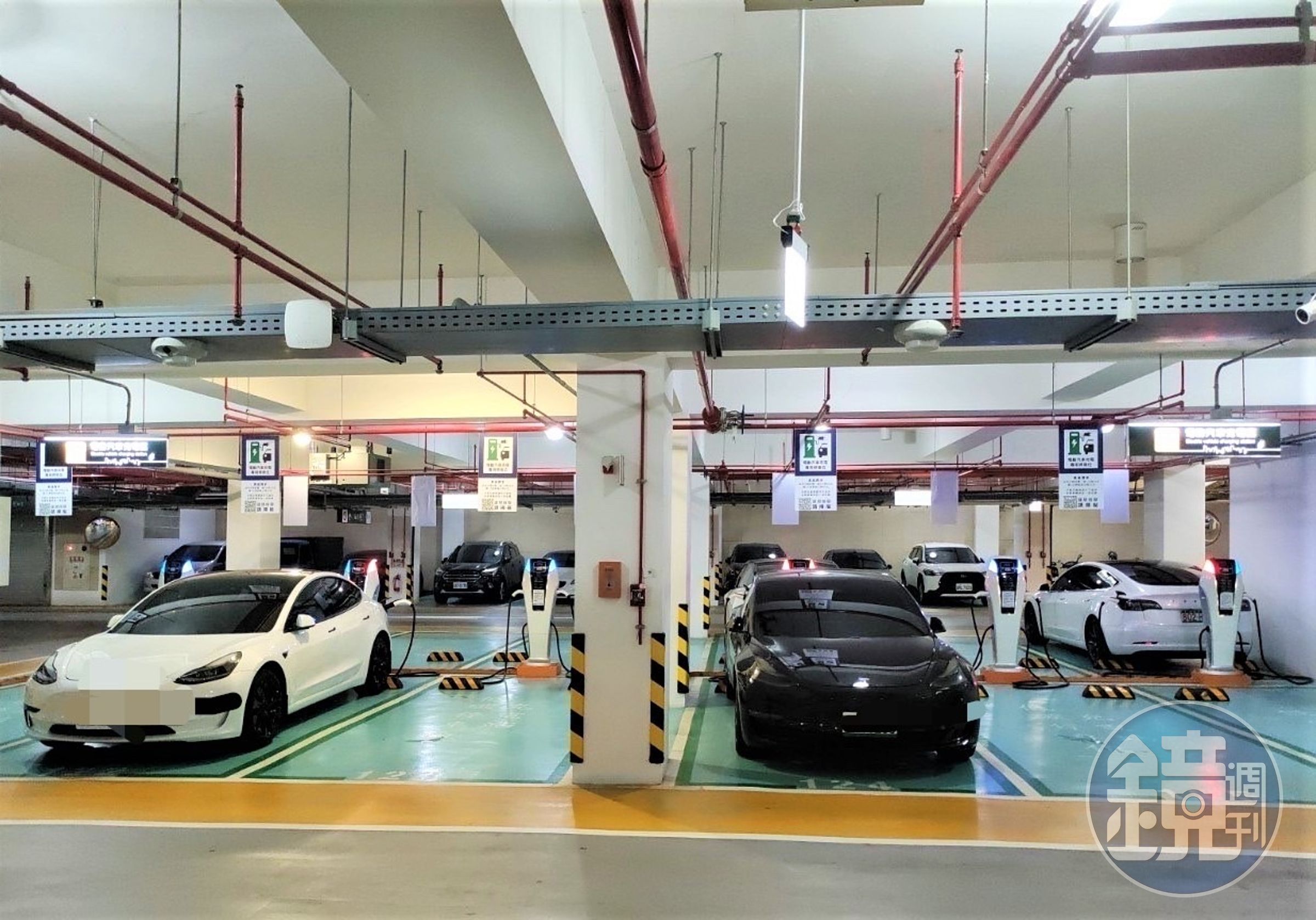 台中市充電車格自7月1日起納入收費管理，有效改善充電車格違規占用問題。（台中市政府提供）