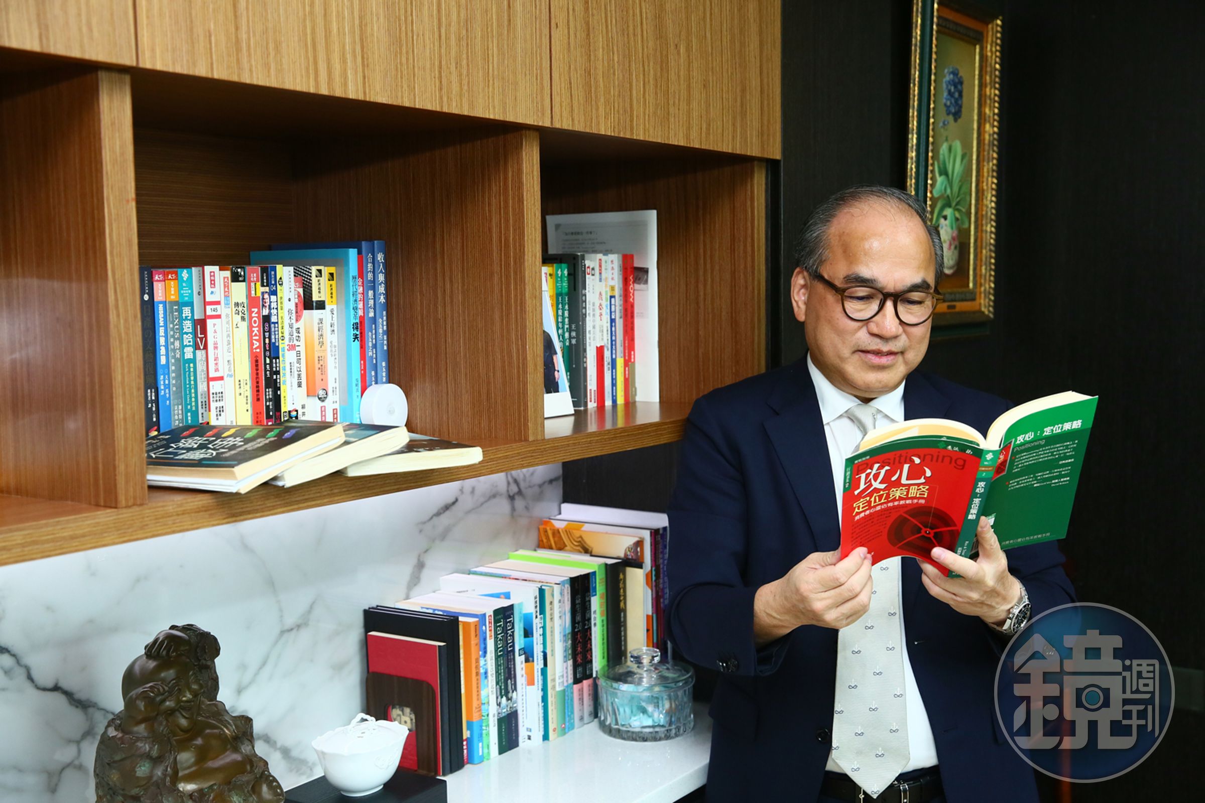 梁家銘喜好閱讀，其中與行銷相關的《攻心》等4本書籍是他珍藏的「聖經」。