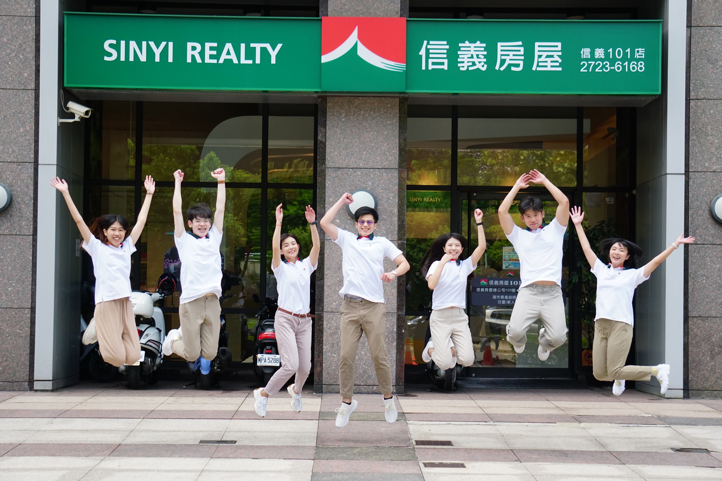 信義房屋設計51學分必修課,另搭配37堂選修課,讓新人一入職就能快速成長。(信義房屋提供)