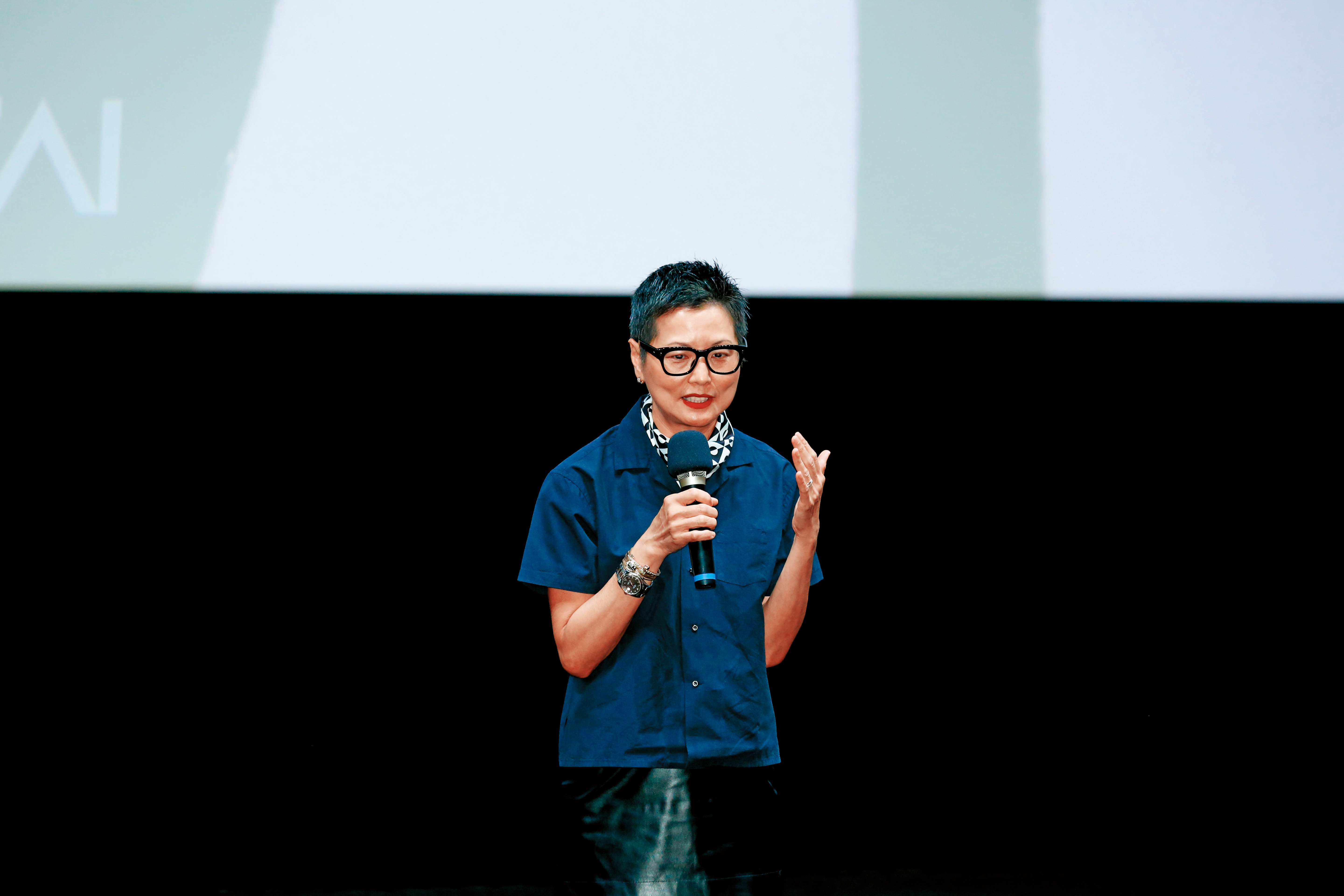 名導演楊德昌遺孀彭鎧立日前在「一一重構：楊德昌」回顧展致辭，她曾遭通緝的事在電影界引議論。