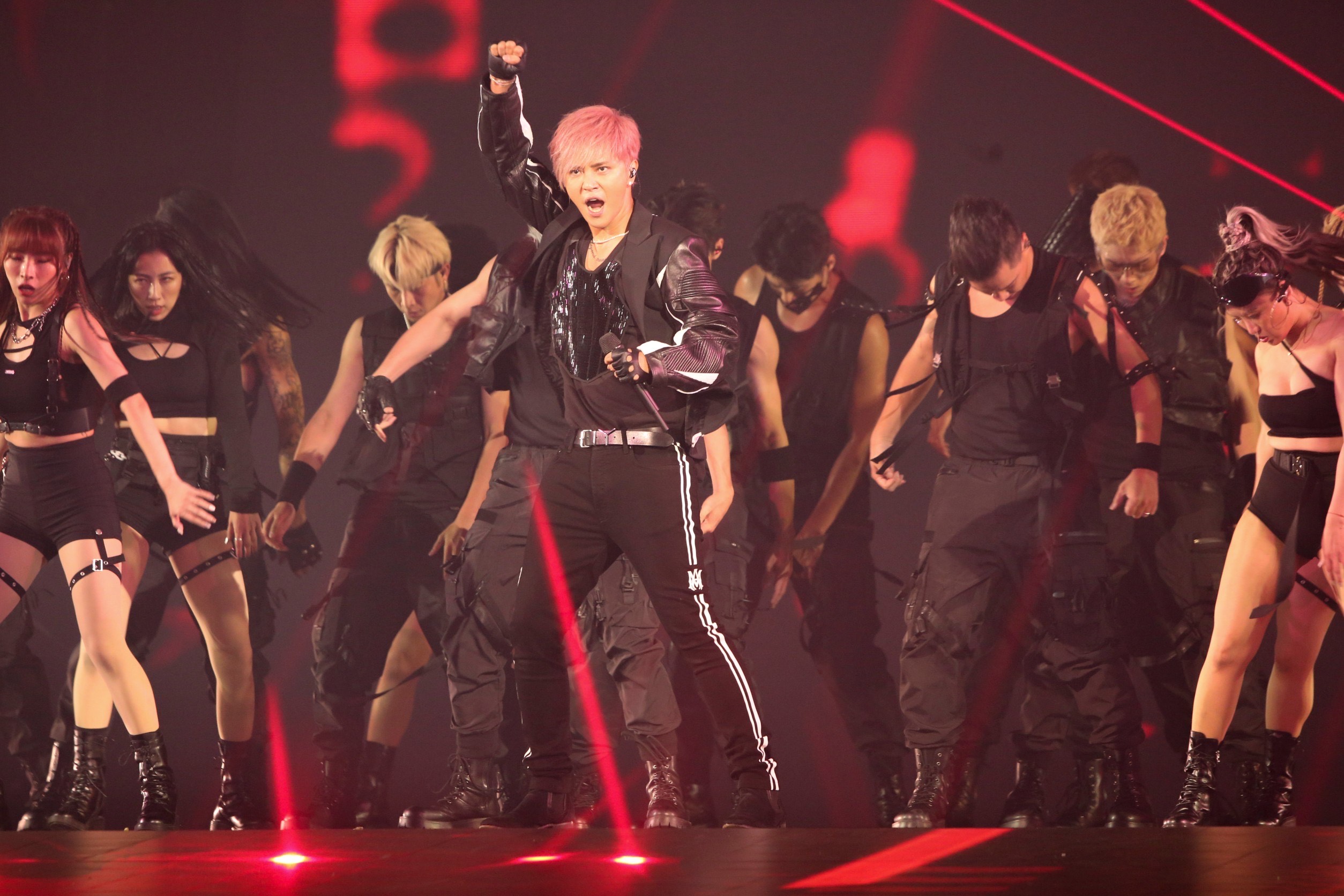 羅志祥在台北小巨蛋舉行《EVOLUTION》演唱會。