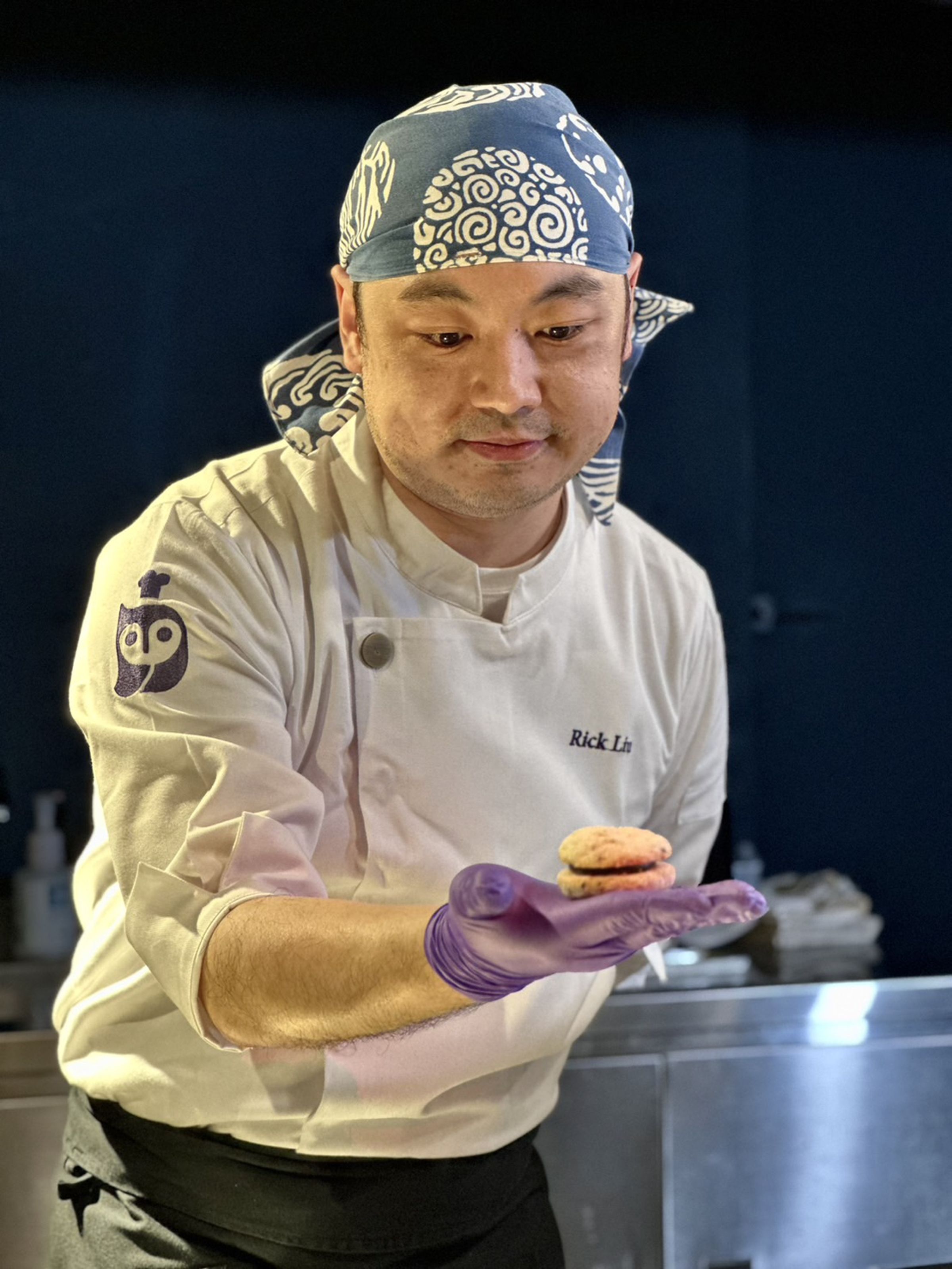 創辦人兼主廚Rick對於甜點有著各種堅持,也可想見集多款甜點於大成的禮盒有多精彩。