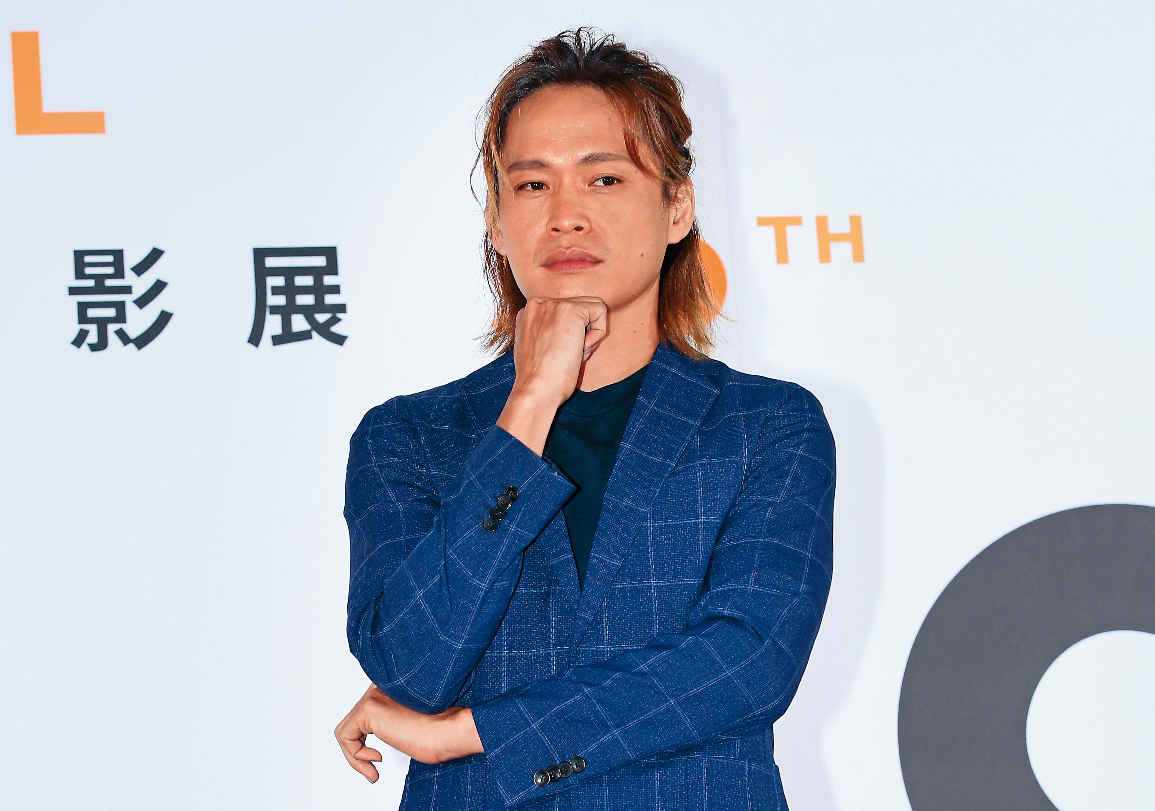 黃鐙輝遭AI詐騙分子利用變臉技術，冒名打視訊電話給網友。