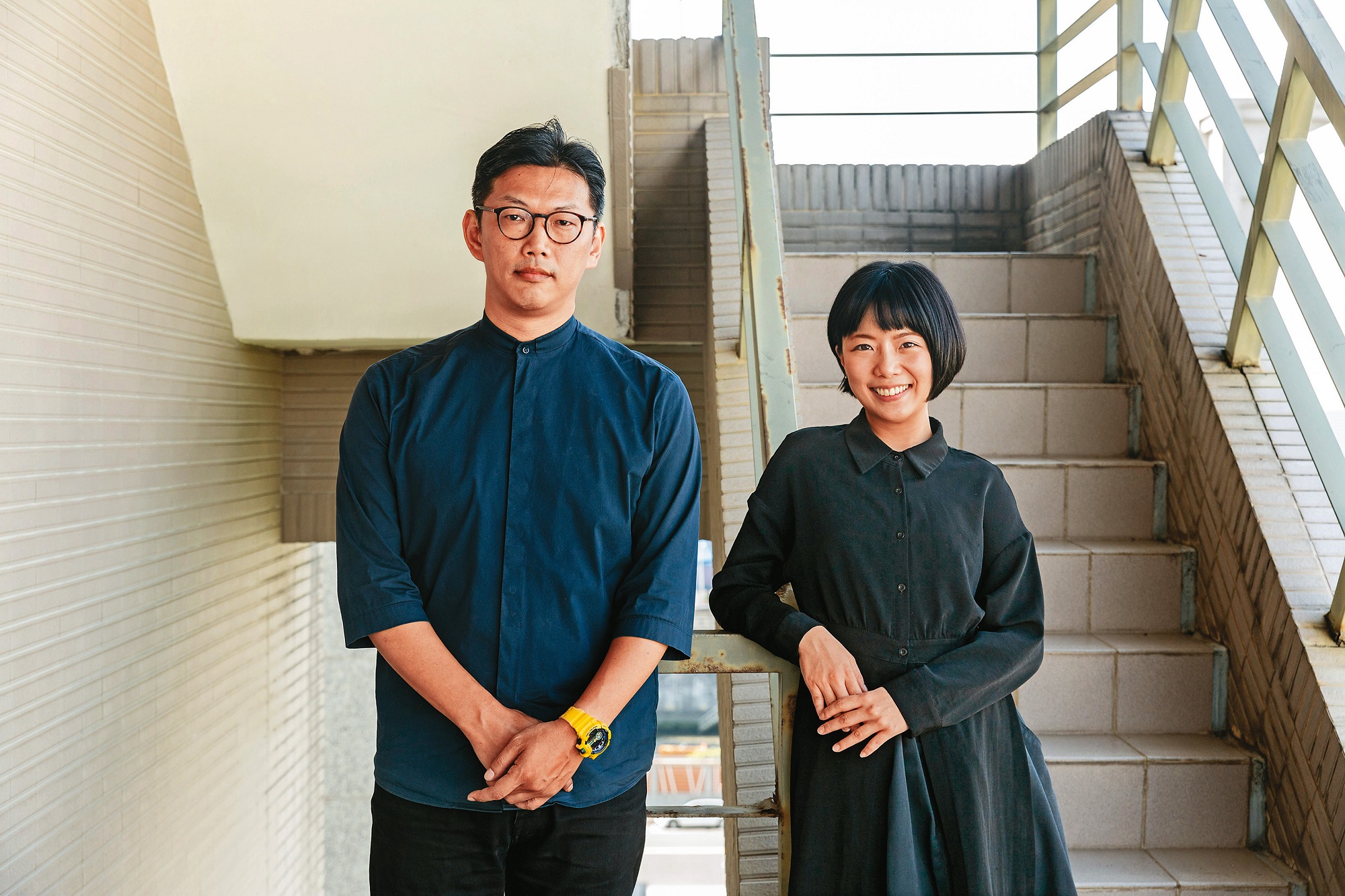 總監鄧兆旻（左）與行銷總監施俞如（右）是Giloo創台元老，也是紀錄片、藝術片愛好者。