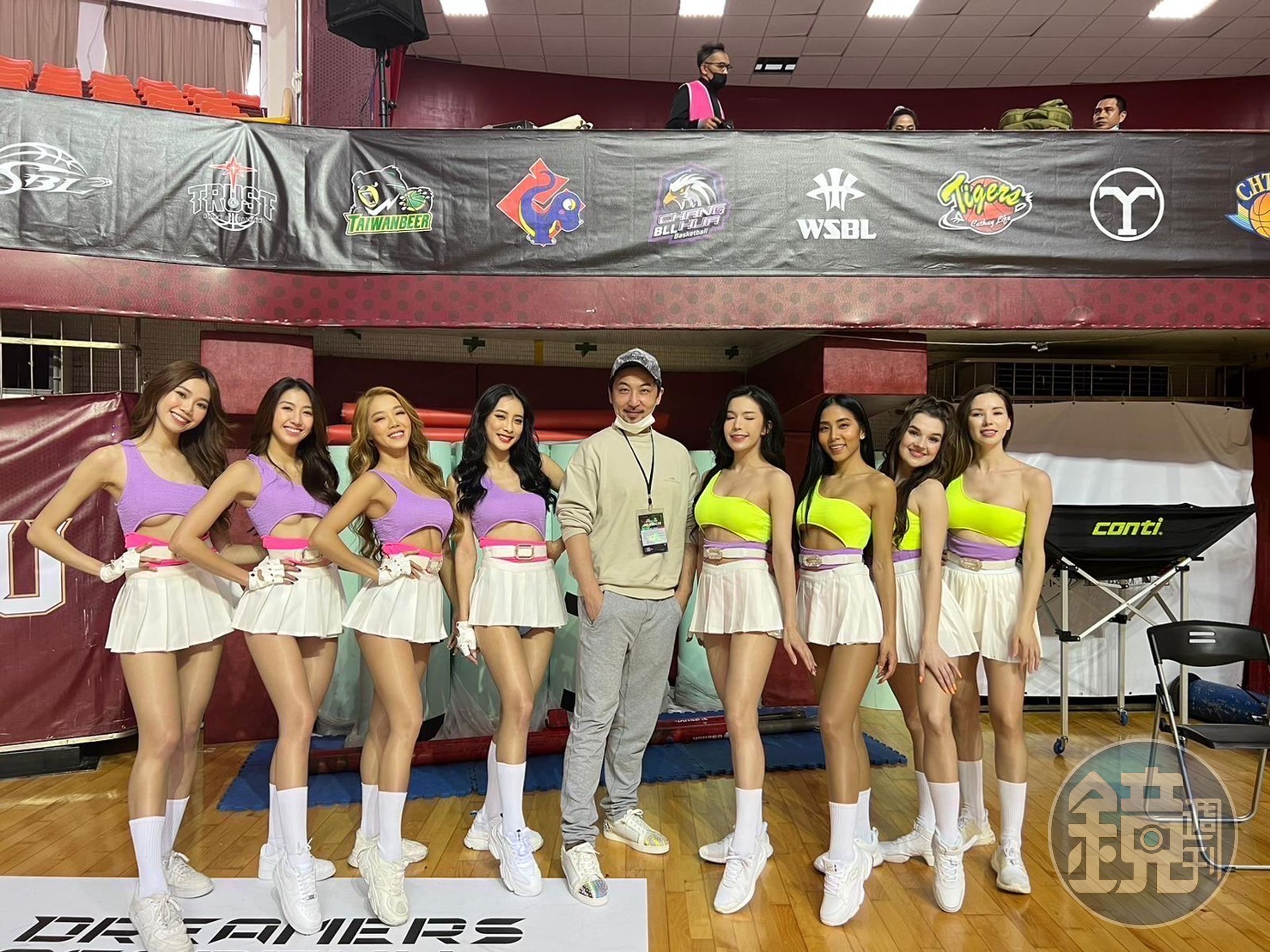 李進良投資啦啦隊在賽事擔任代表。(圖/LuxyGirls提供)