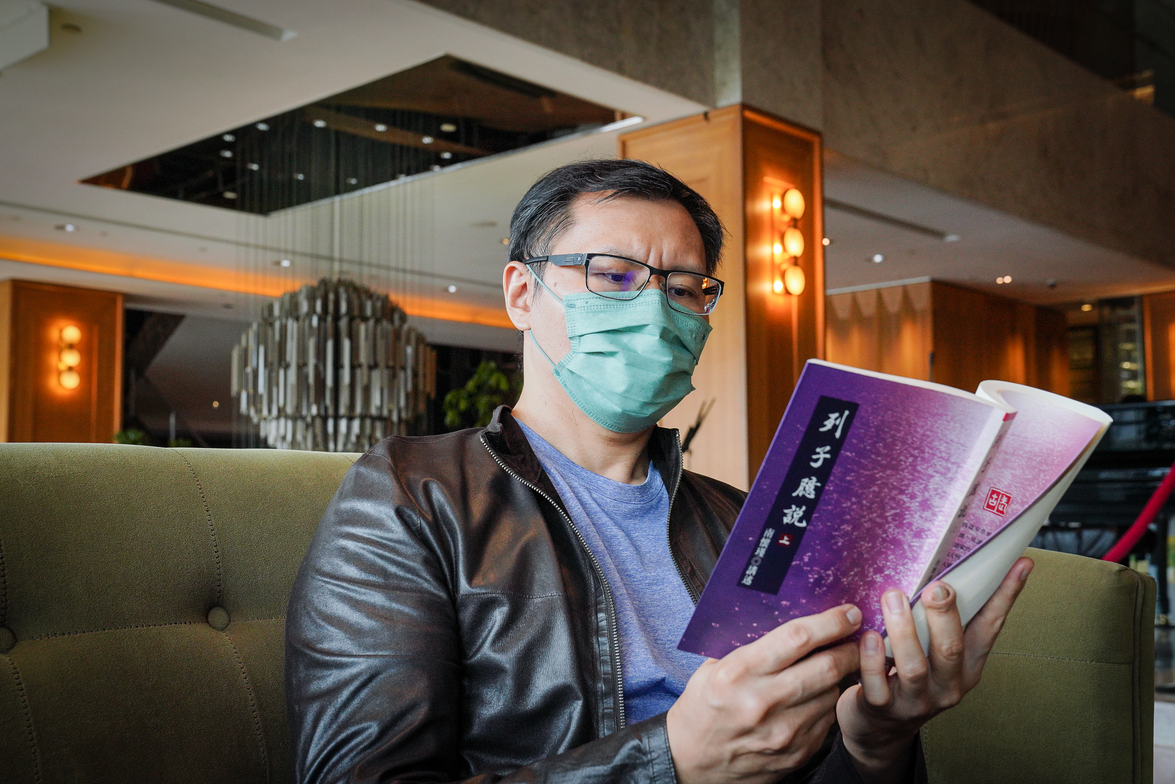 鬼叔深受南懷瑾大師影響，投資不再患得患失，人生更富足。