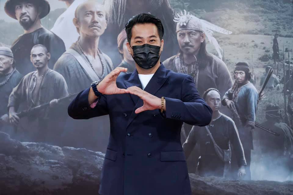 黃健瑋被指控乘機性交罪,一波未平一波又起,近日又被爆出交往人妻。(翻攝自黃健瑋臉書)