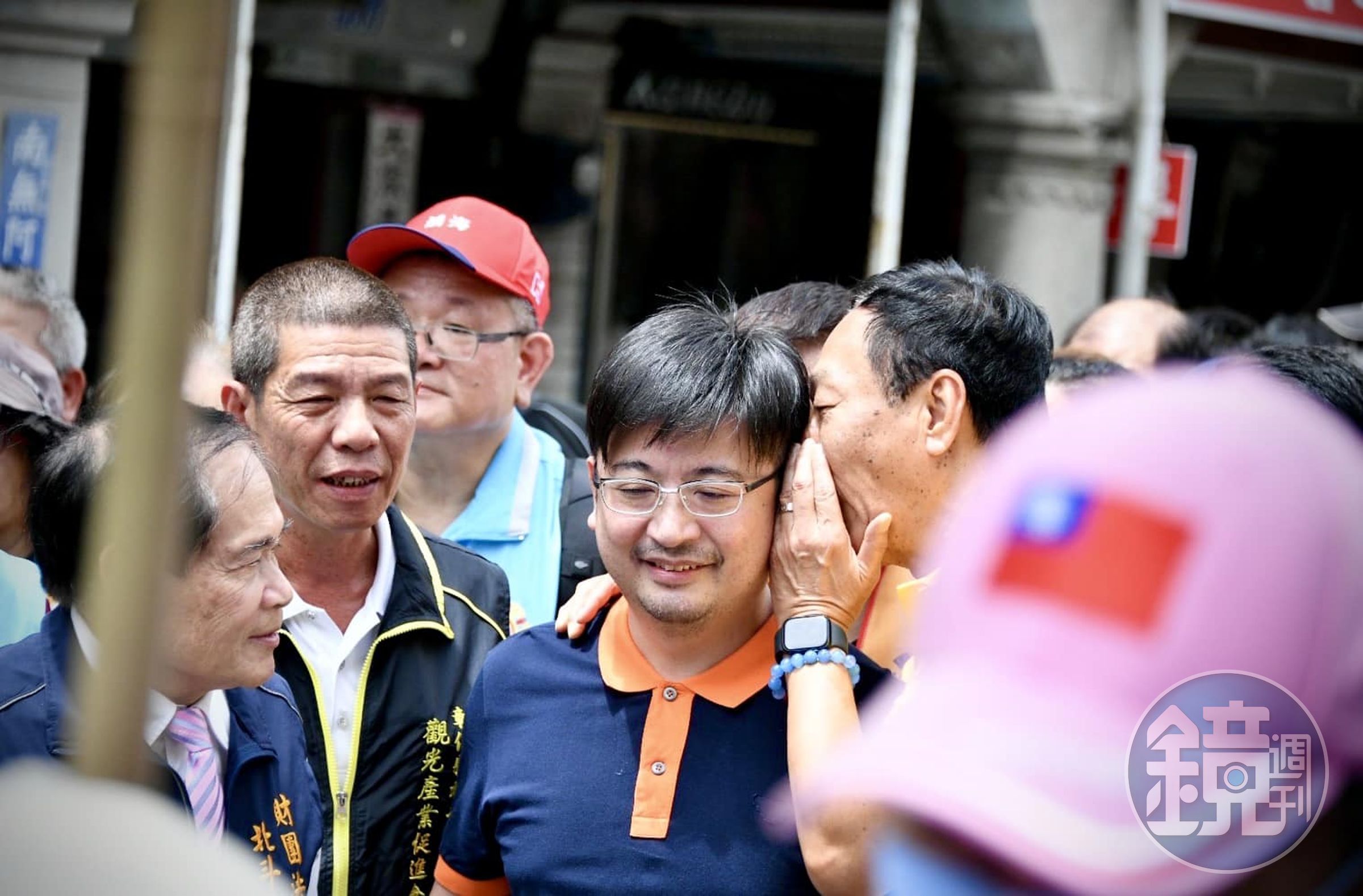 彰化縣議長謝典林宣布退出國民黨,消息曝光引起政壇熱議。(翻攝自謝典林臉書)