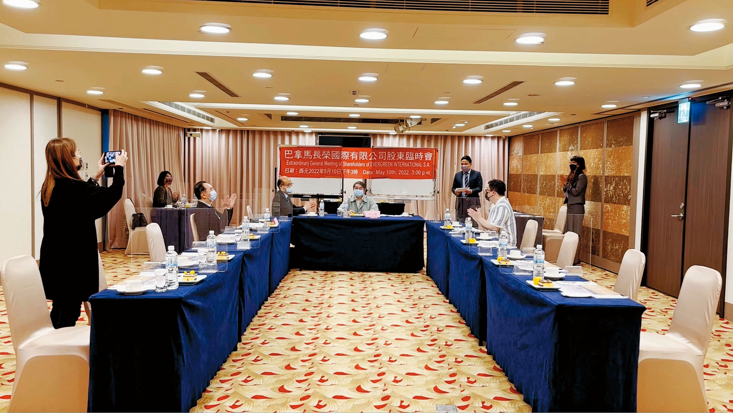 張家4兄弟先前家變紛爭不斷，現在看似已經走向和平分家之路。（長榮國際提供）