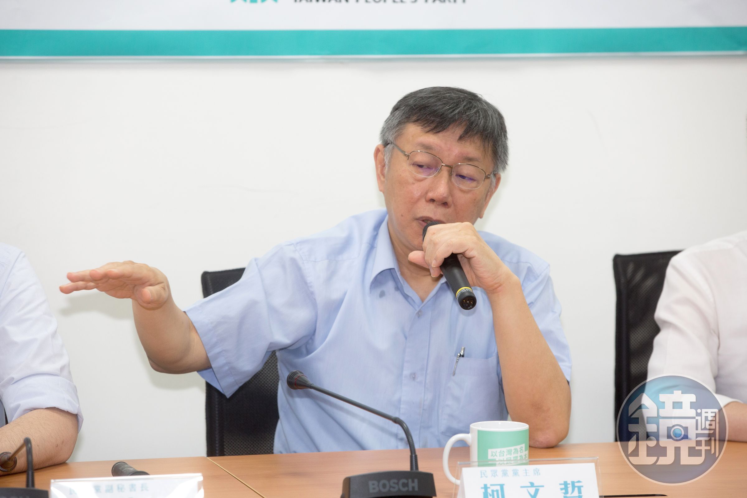 針對民眾黨官網出現爭議的英文標語，黨主席柯文哲（圖）今回應，強調中文沒有問題，翻譯成英文也沒有問題，不過若是給外國人看「就有問題了」。（本刊資料照）