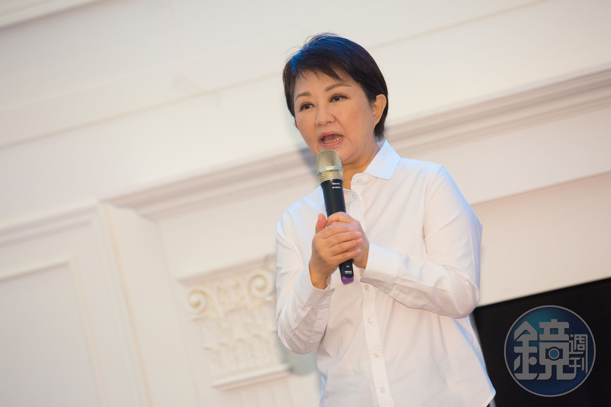 台中市長盧秀燕今天主持市政會議,表示前瞻補助地方分配不公。(本刊資料照)