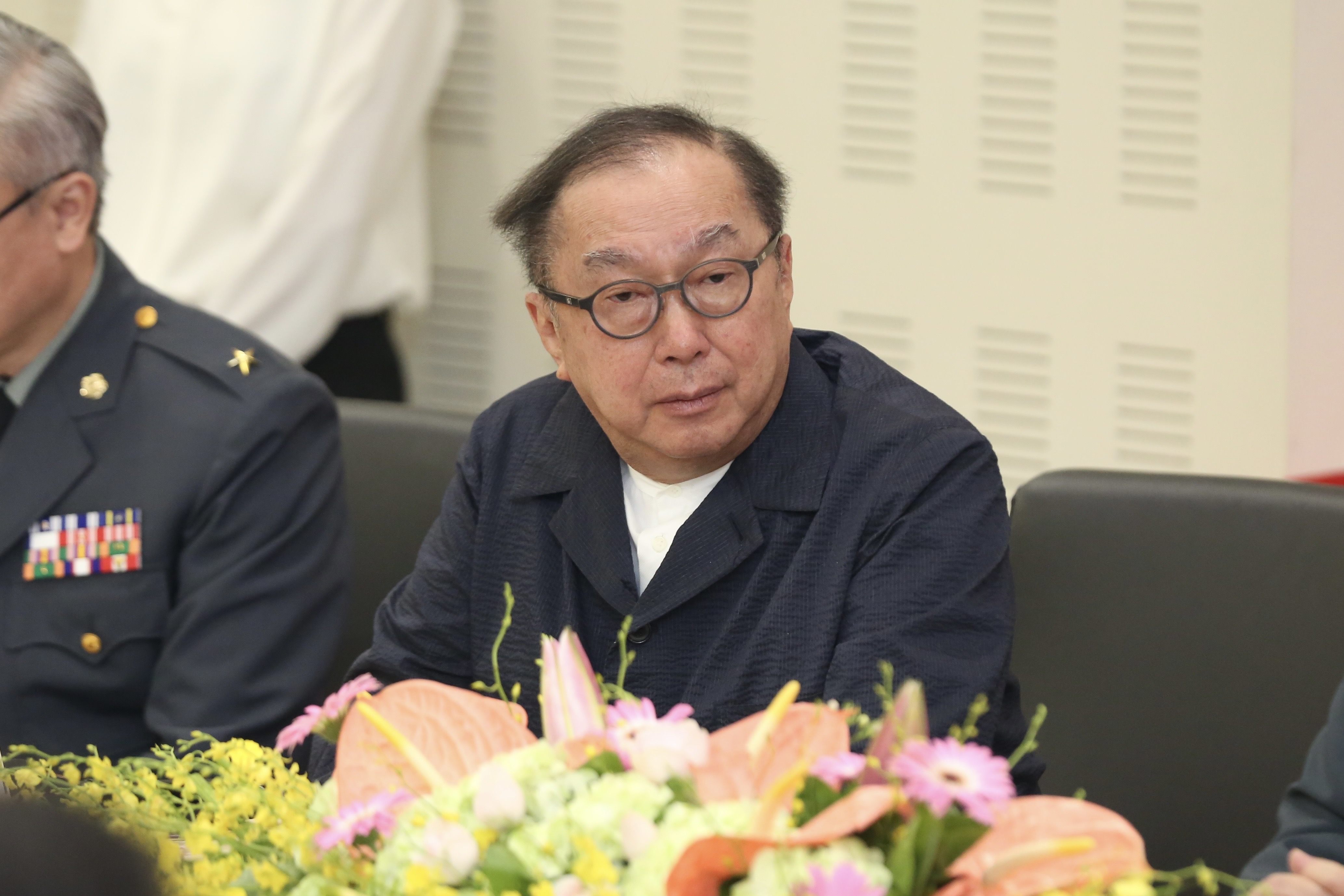 林百里看好AI趨勢，對廣達未來有信心。