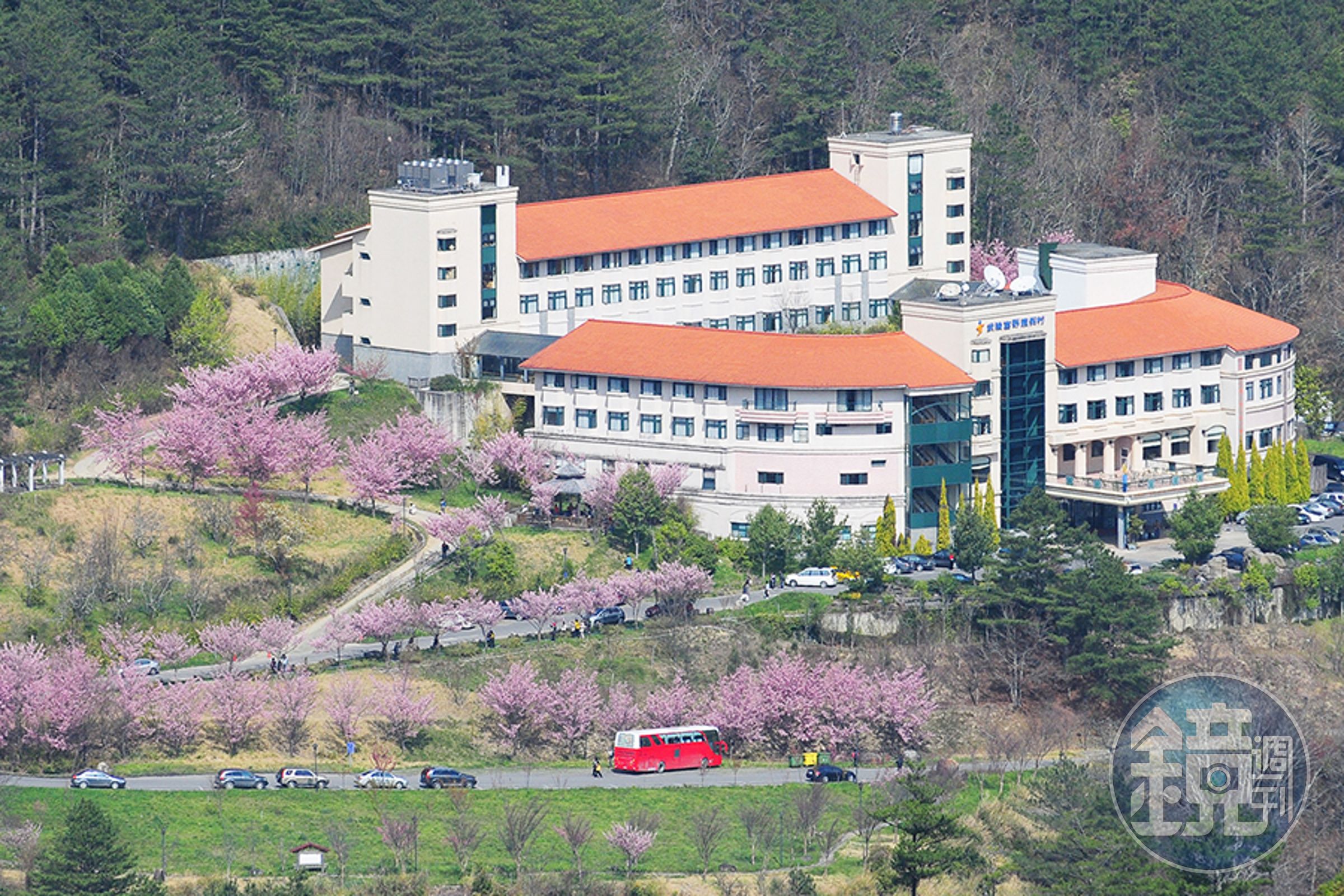 武陵富野渡假村因整修營業至8月31日，預計明年8月再開張。（翻攝自武陵富野渡假村官網）