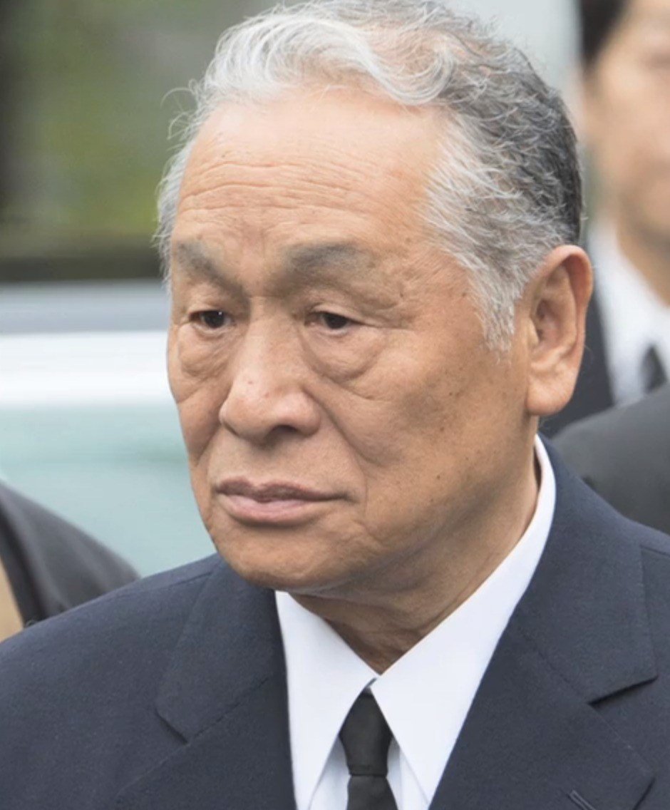 周防郁雄是日本勢力最大的藝能事務所Burning Production的代表取締役社長。(翻攝網路)