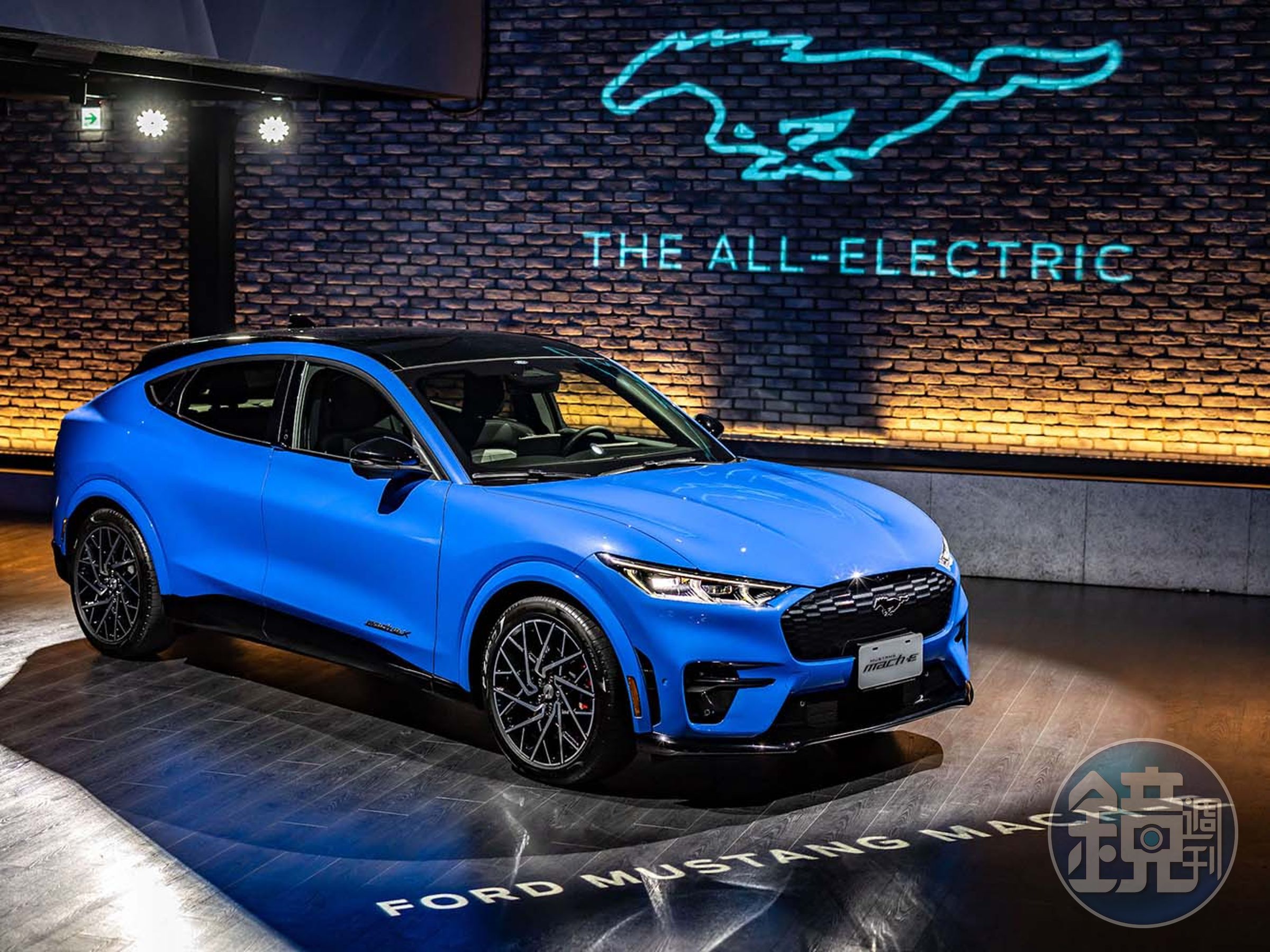 Mach-E外觀延續了Mustang的跑格。