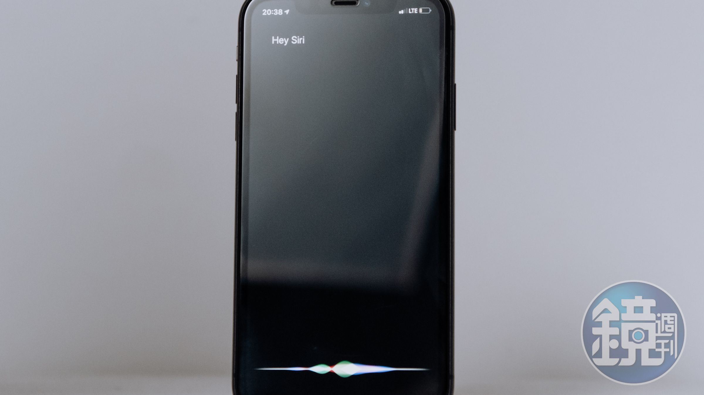 Siri有時候會自己講話,讓使用者毛毛的。(pexels)
