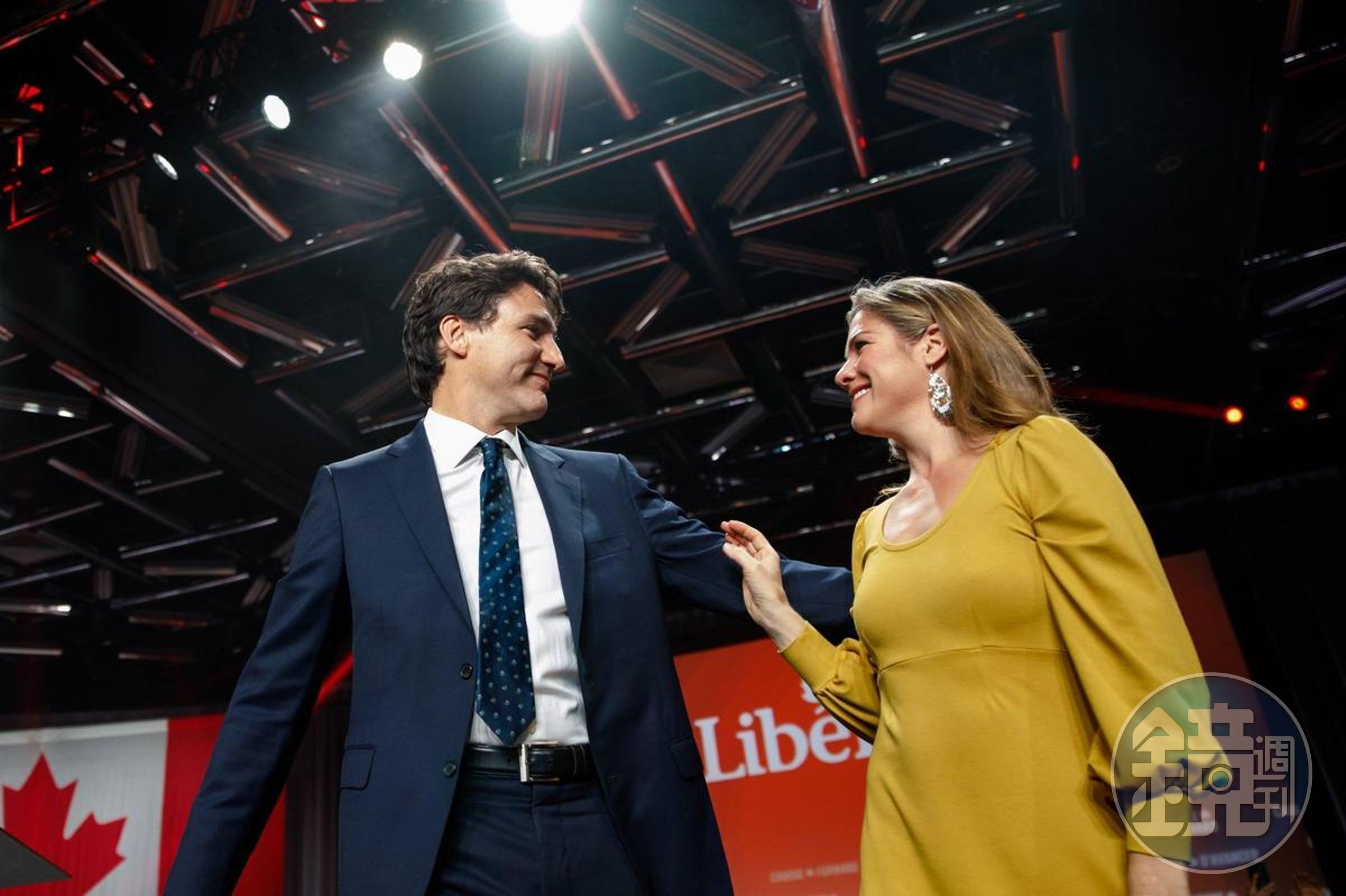 加拿大總理杜魯道（左）宣布與愛妻蘇菲（右）分居。（翻攝自推特@JustinTrudeau）