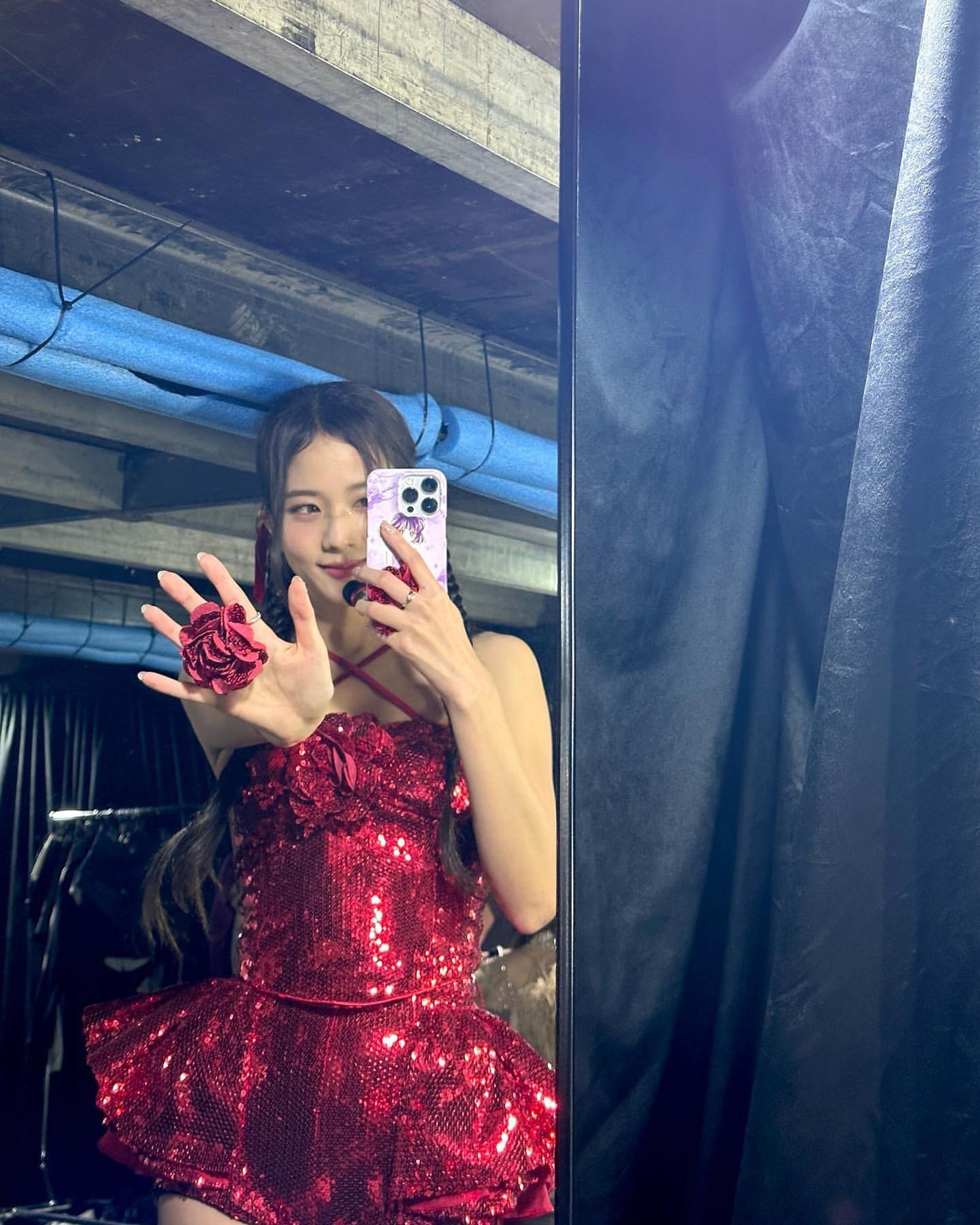 Jisoo坦然認愛讓外界相當驚訝。(翻攝Jisoo INS)