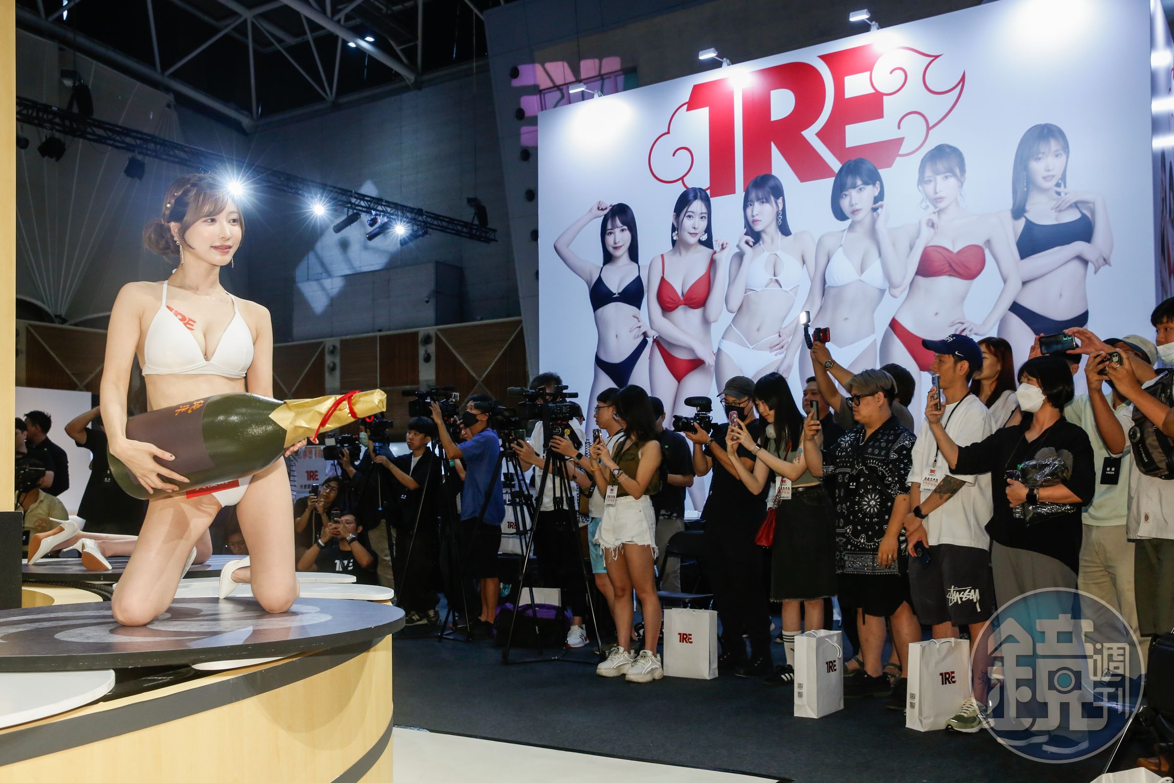 TRE台北國際成人展本週舉行,網上流傳女優賣淫價目表,天使萌開價40萬元。