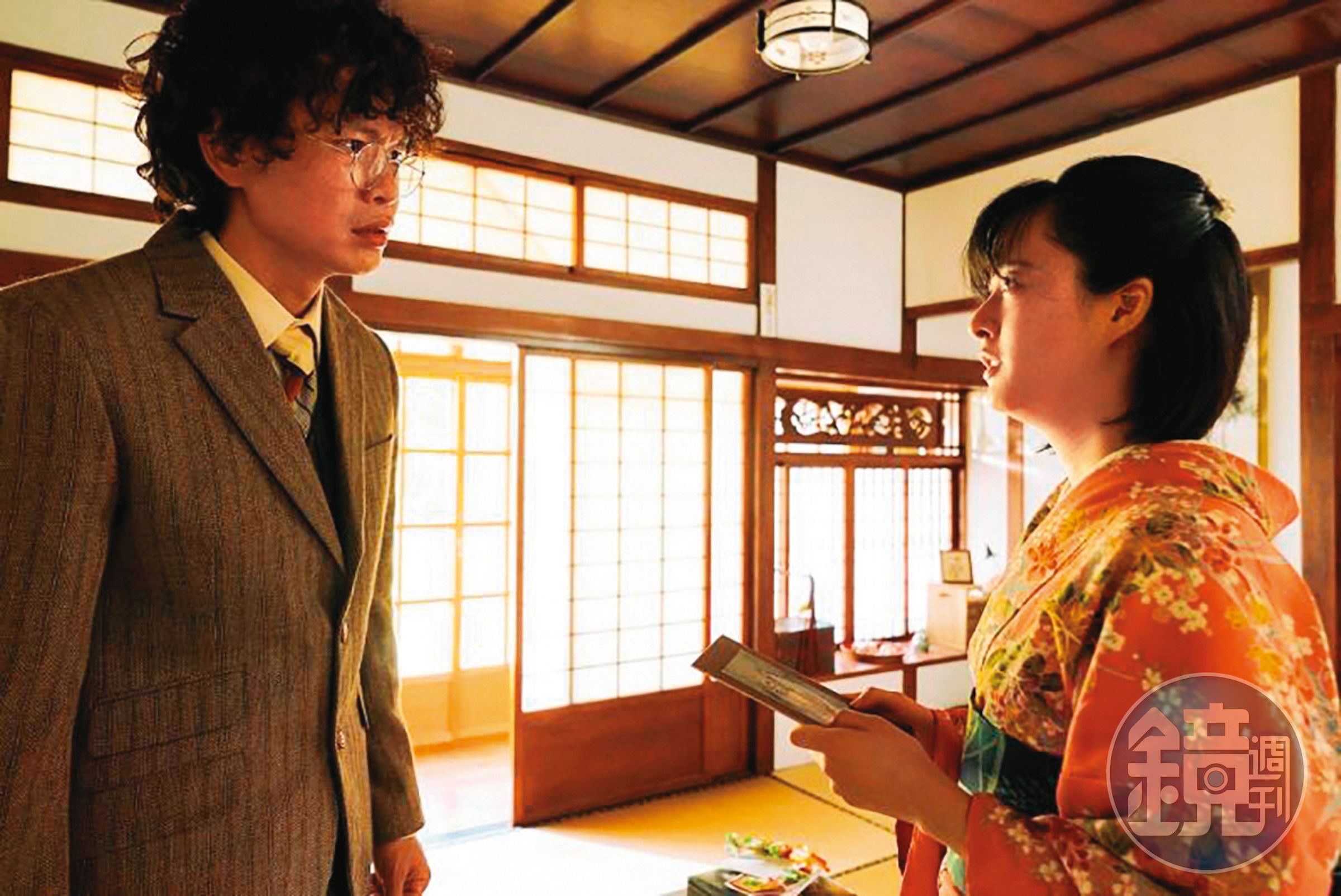 Runa(右)在《尋找回憶的金木君》劇中,與黃鐙輝(左)有不少對手戲。
