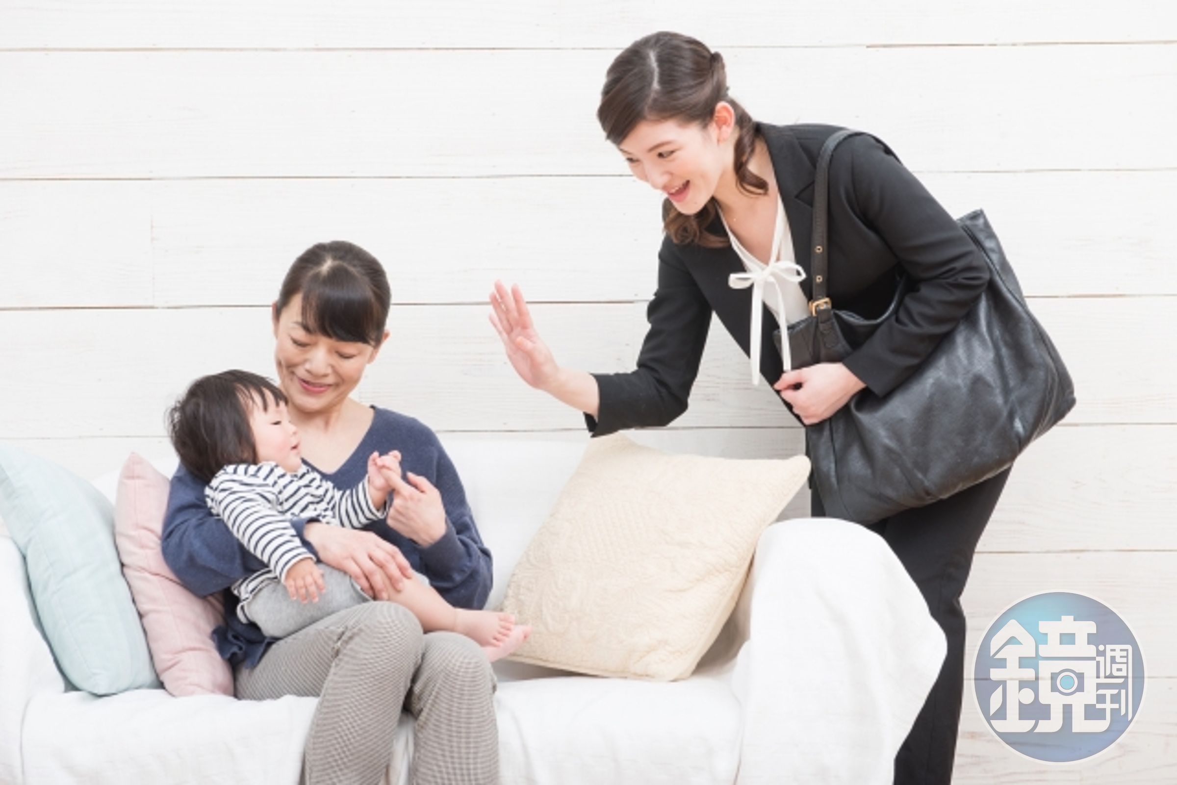 一名人妻控訴婆婆竟要她生一個小孩給大姑、小姑養，讓她十分傻眼。（示意圖，photoAC）